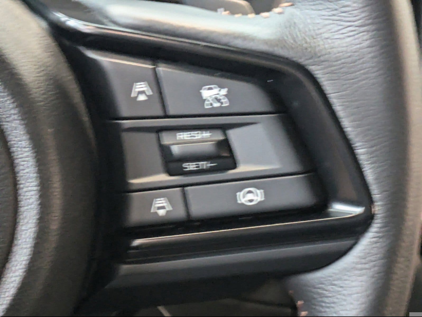 2025 Subaru Ascent Bronze Edition - Photo 18