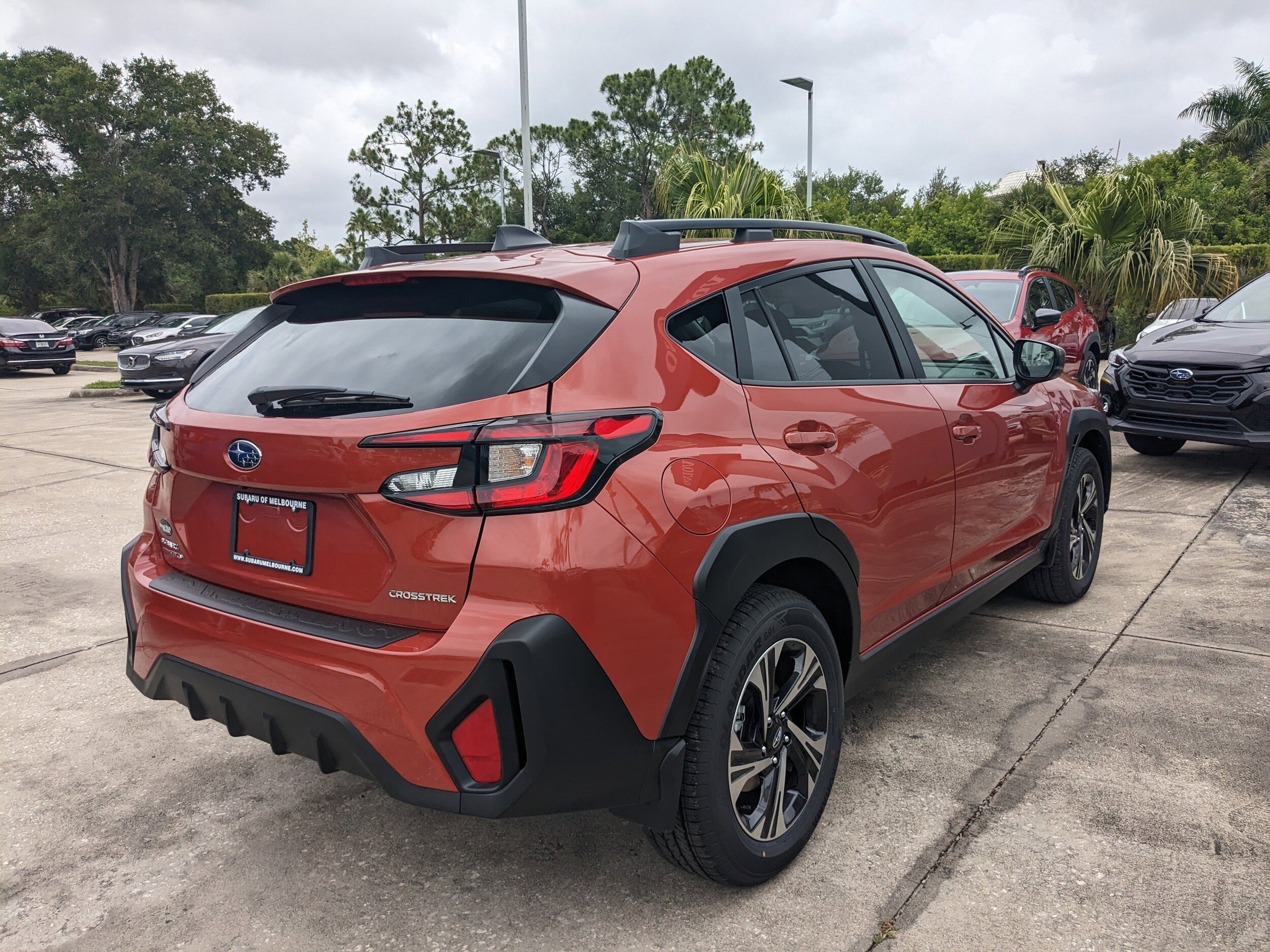 2025 Subaru Crosstrek Premium photo 4