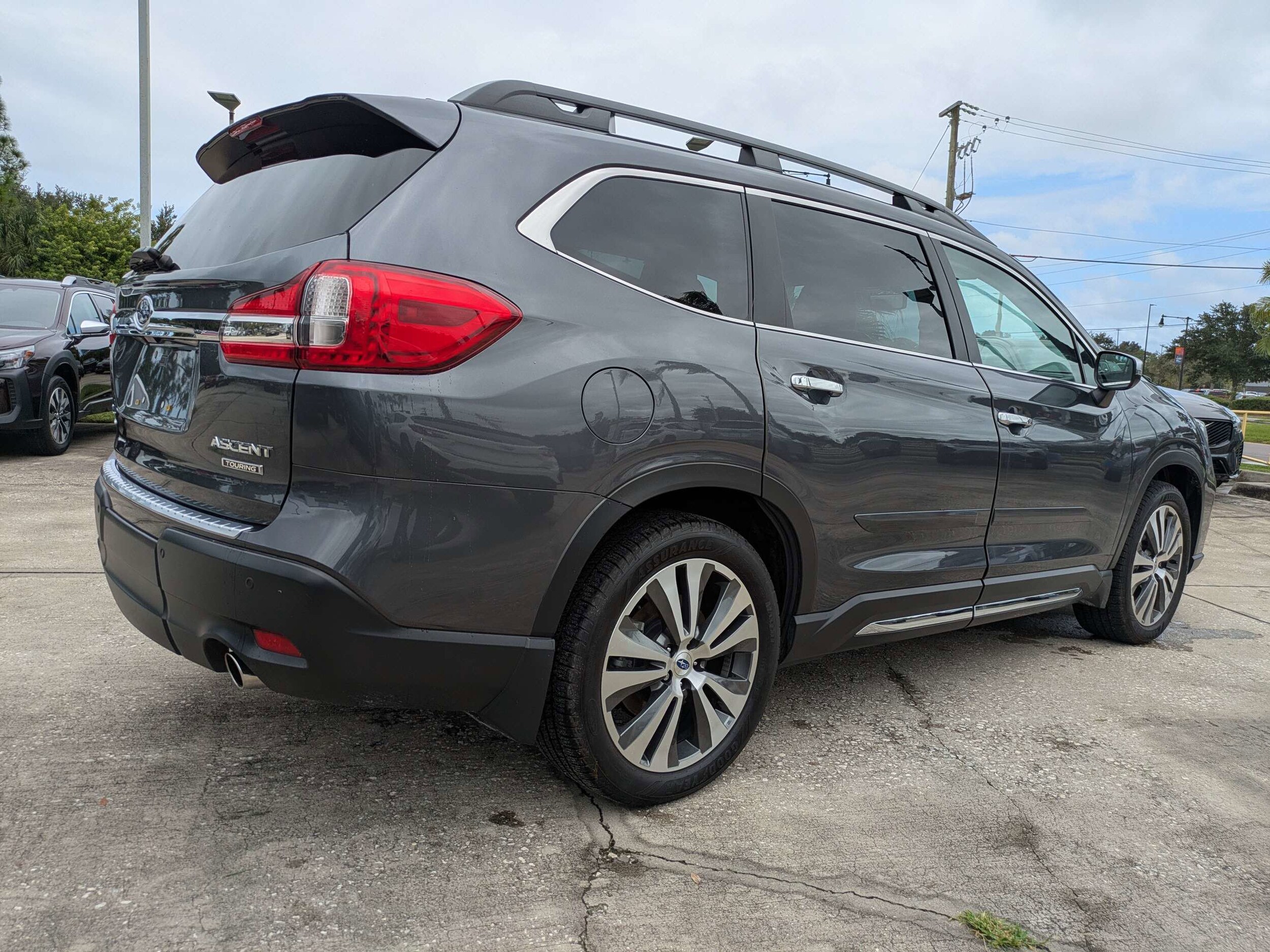 2019 Subaru Ascent Touring photo 4