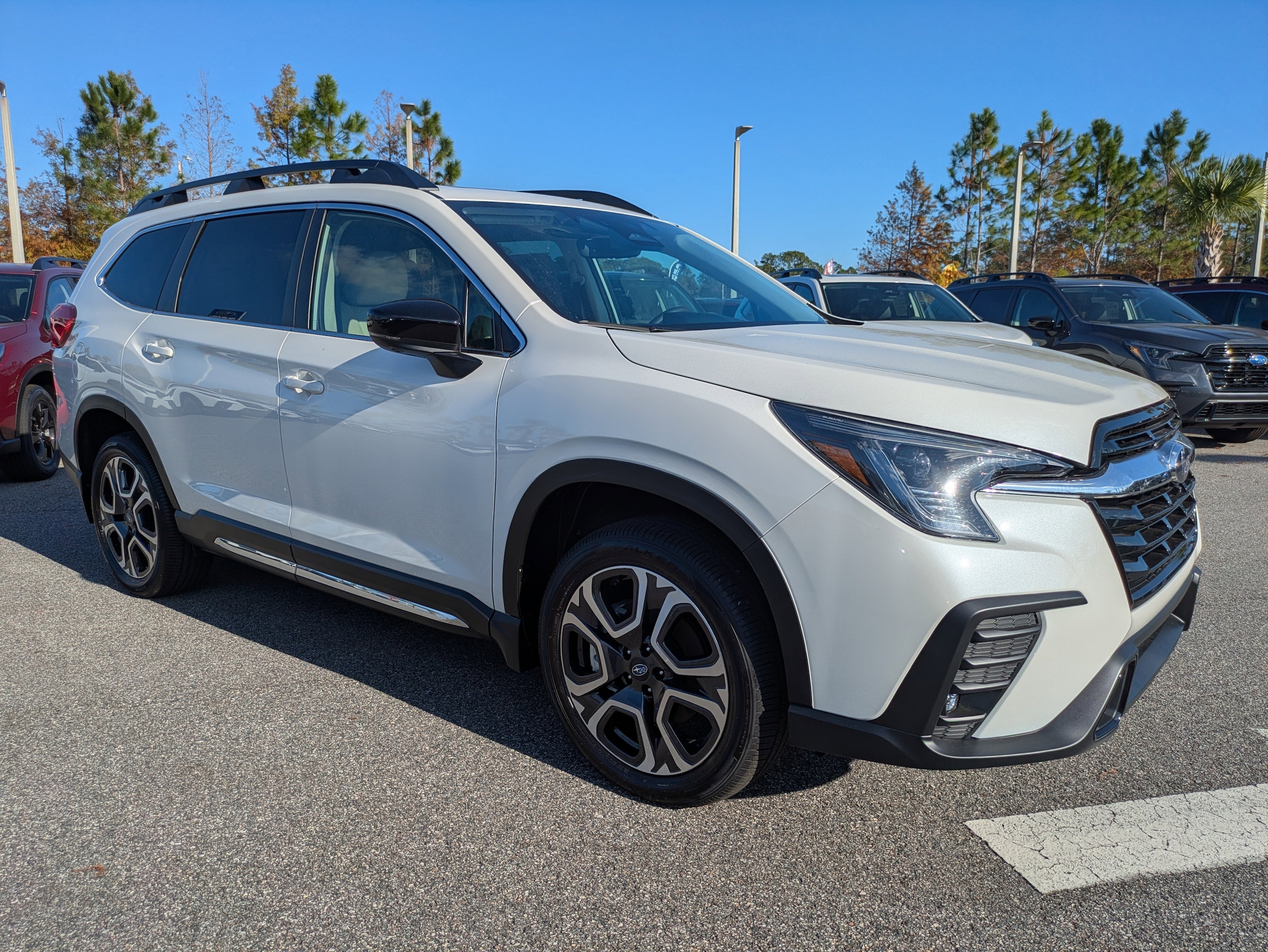 2026 Subaru Ascent Limited's photo