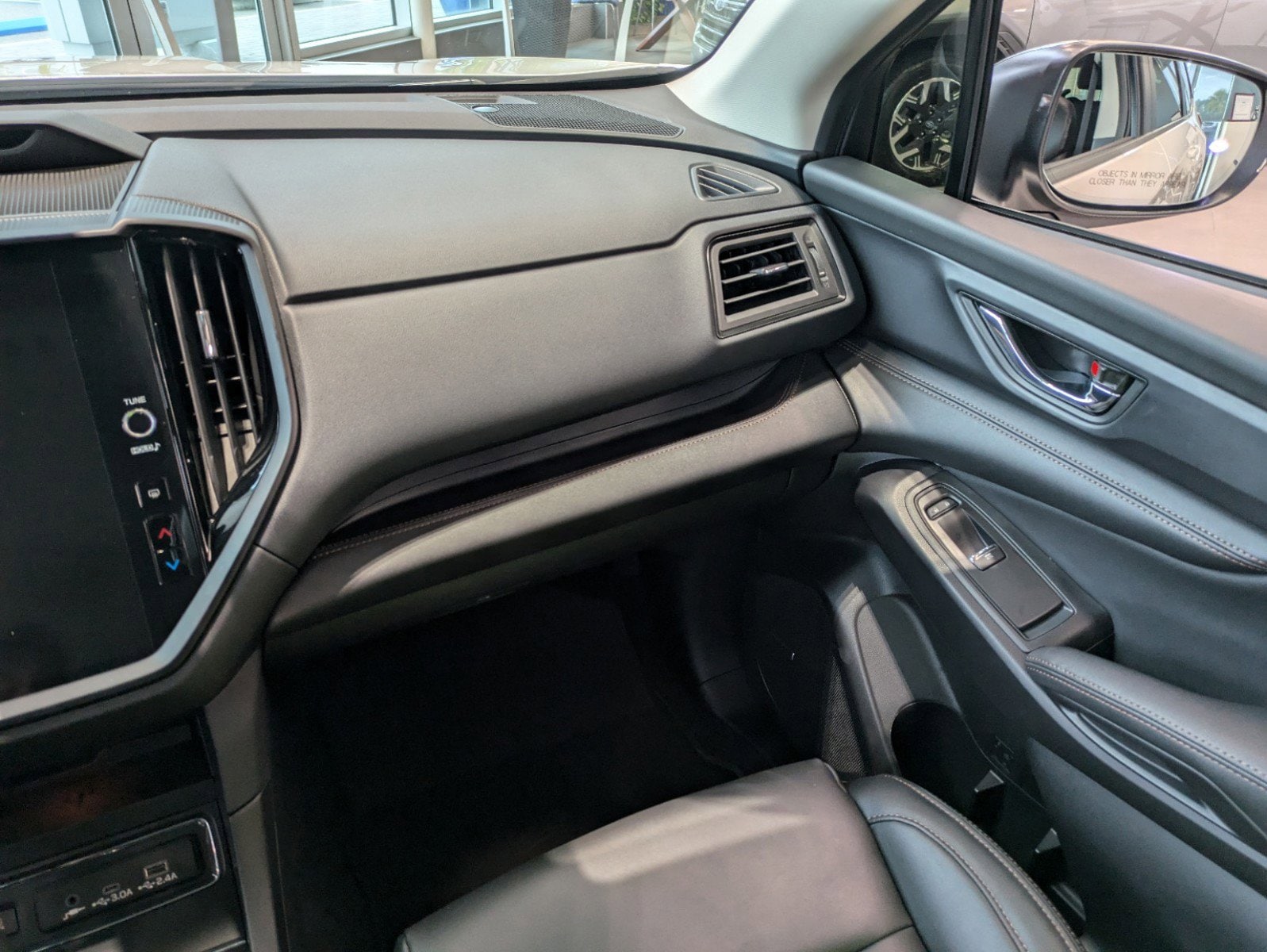 2025 Subaru Ascent Bronze Edition - Photo 13