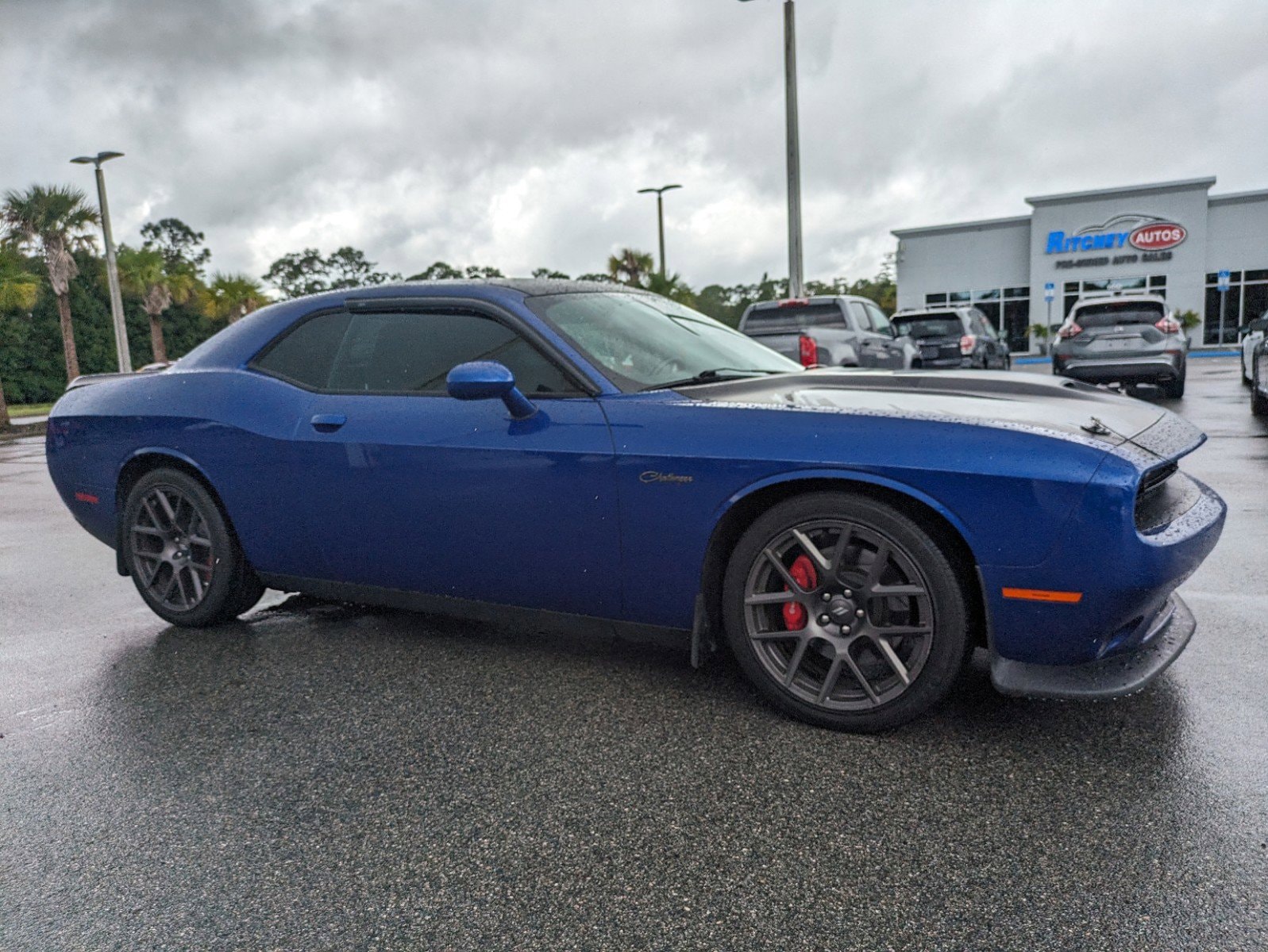 Used 2019 Dodge Challenger R/T with VIN 2C3CDZBT6KH587174 for sale in Daytona Beach, FL