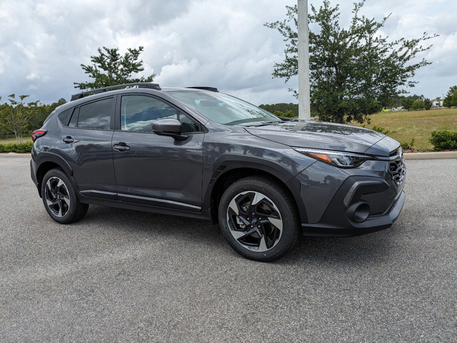 2024 Subaru Crosstrek Limited photo 2