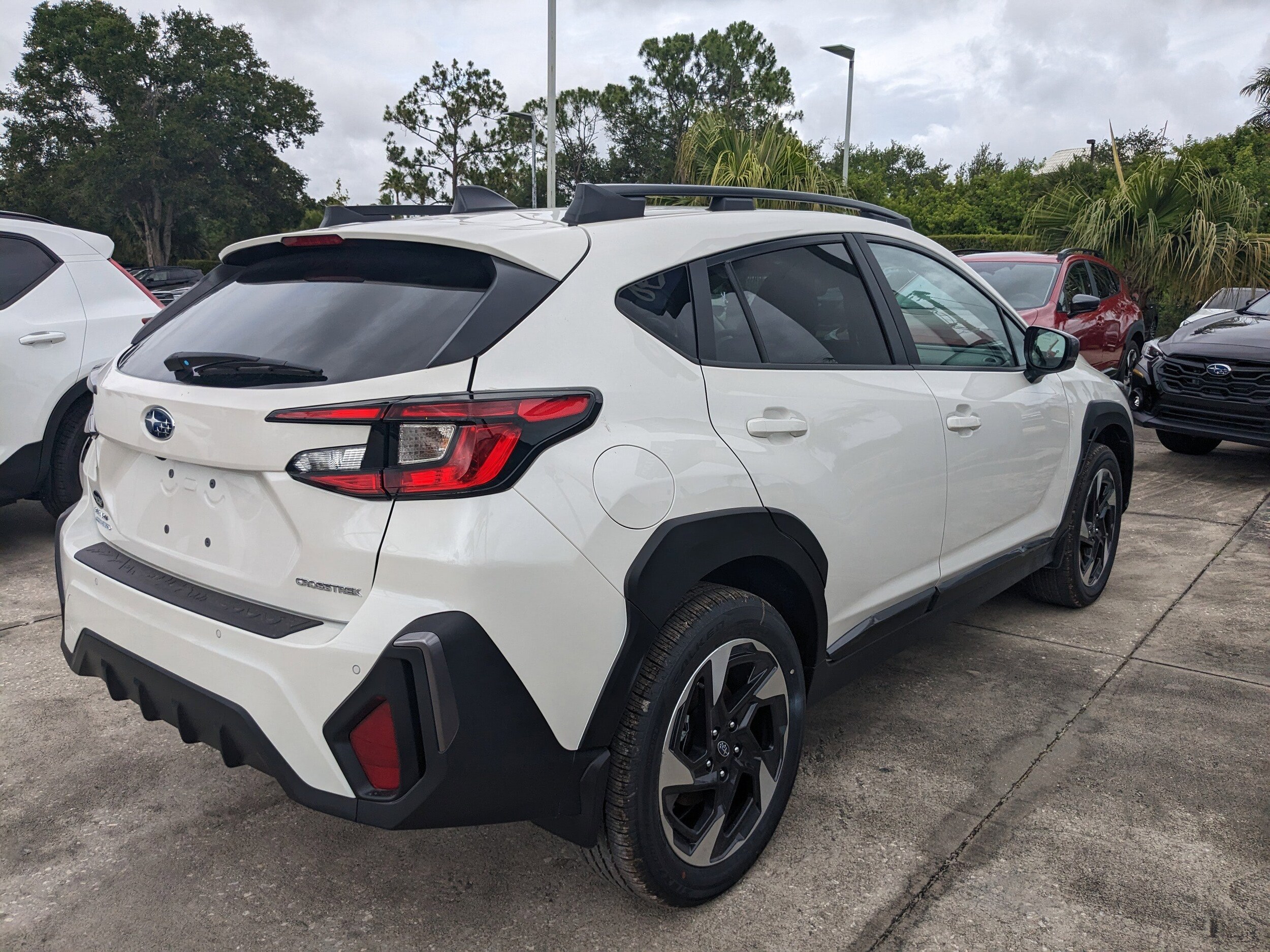 2025 Subaru Crosstrek Limited photo 3
