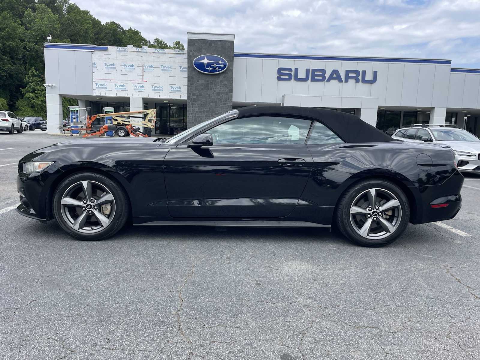 Thumbnail: 2017 Ford Mustang - 2