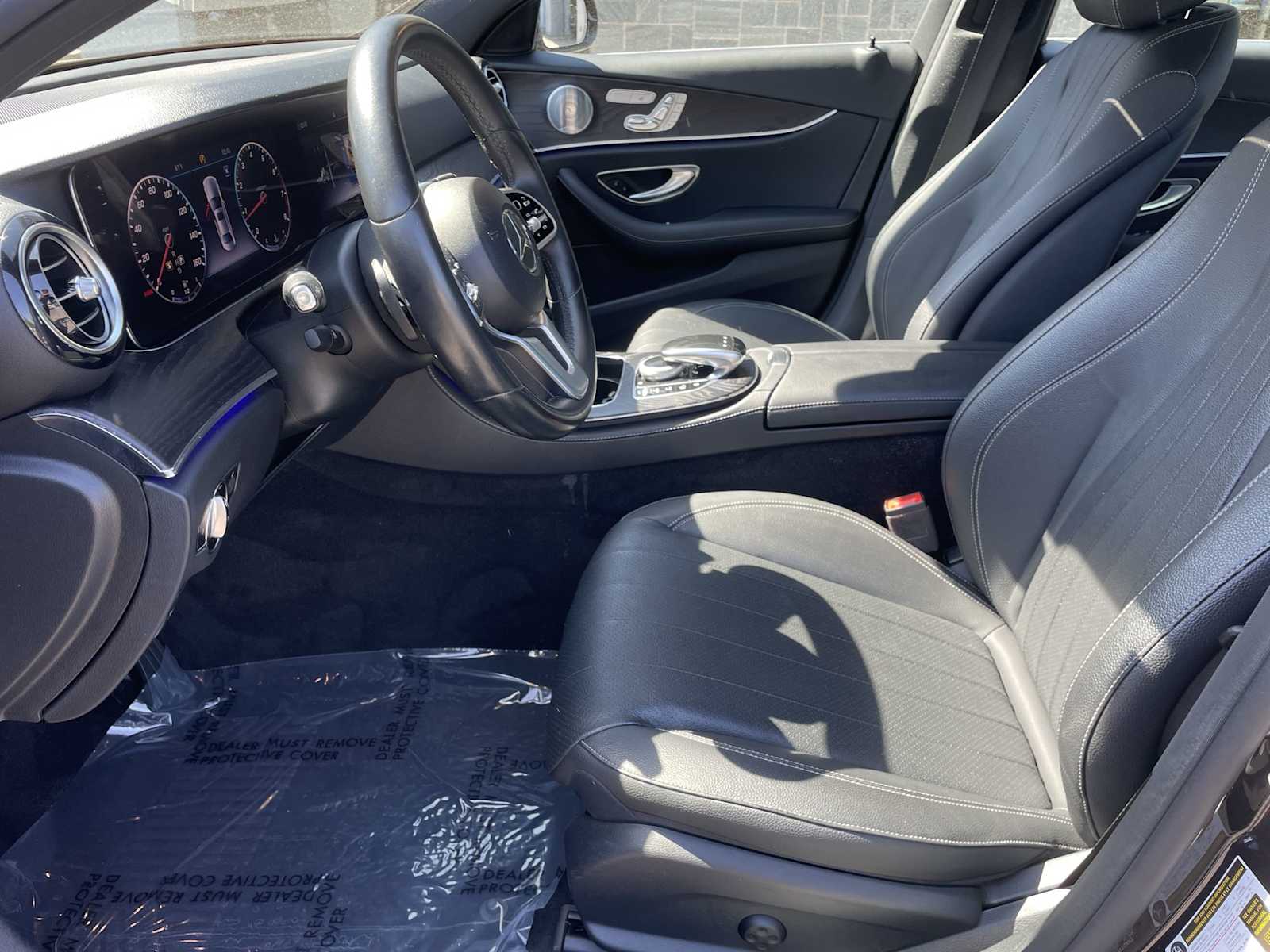 Thumbnail: 2020 Mercedes-Benz E-Class - 10