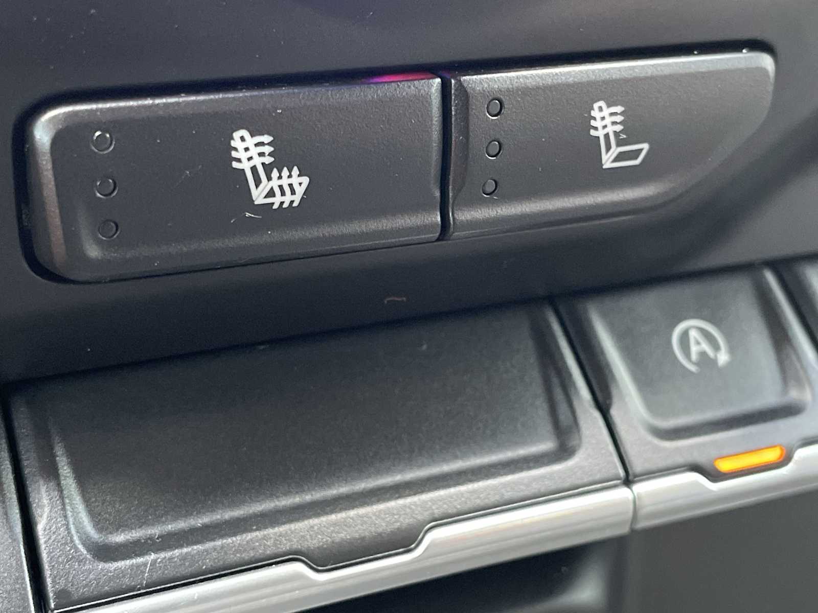 Thumbnail: 2019 Chevrolet Silverado 1500 - 22