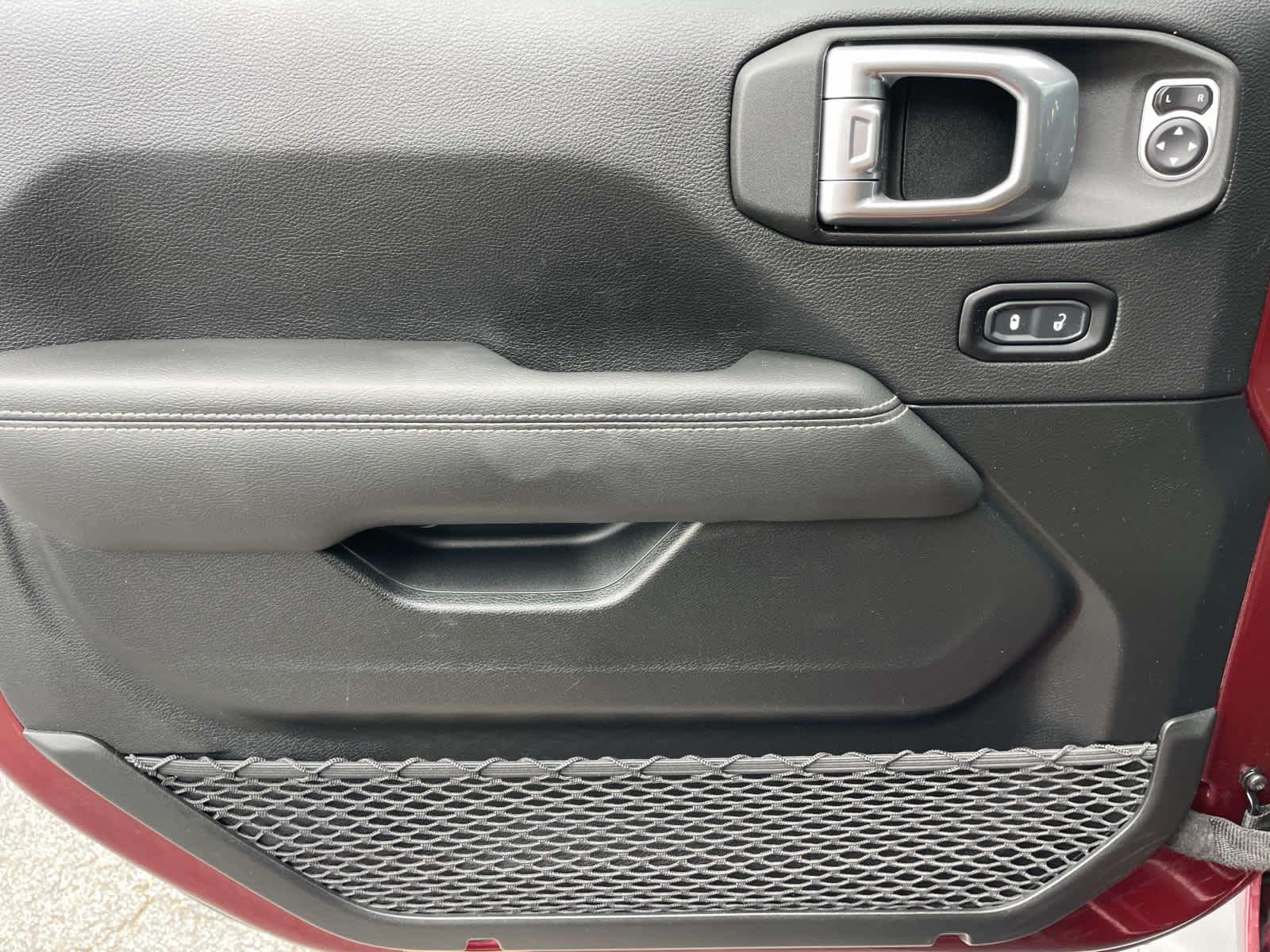 Thumbnail: 2021 Jeep Wrangler - 12