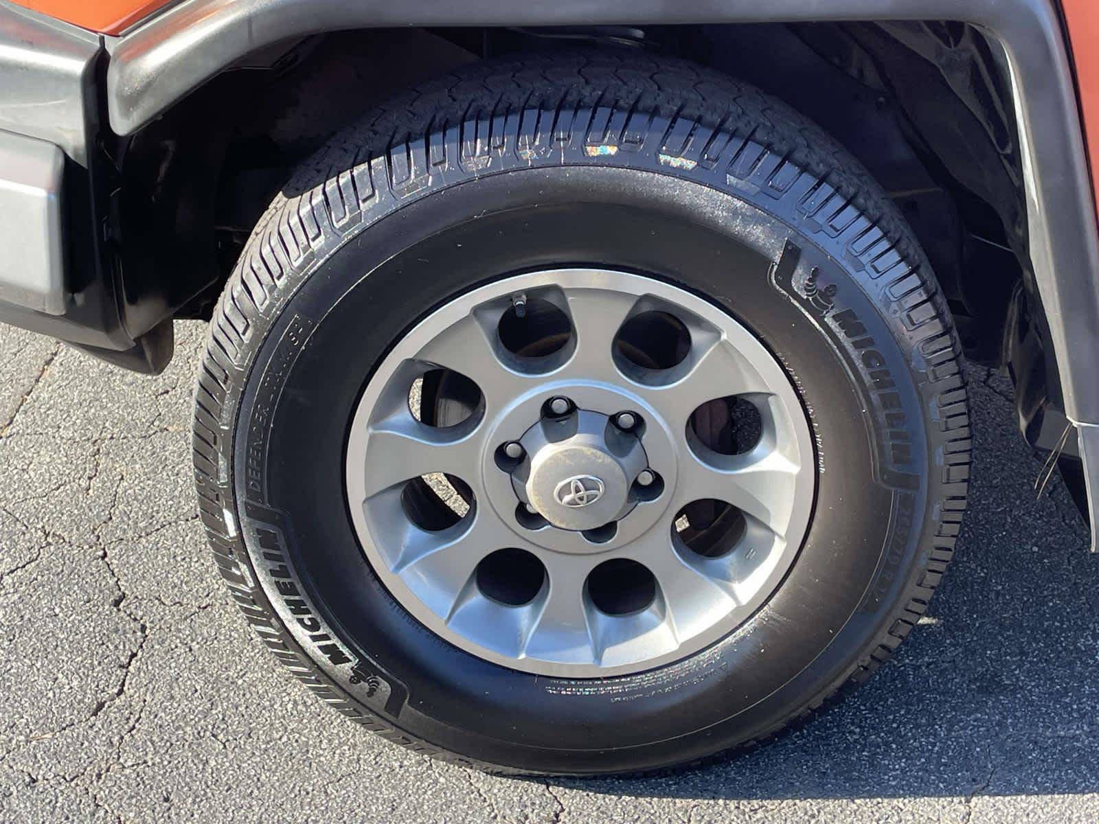 Thumbnail: 2013 Toyota FJ Cruiser - 10