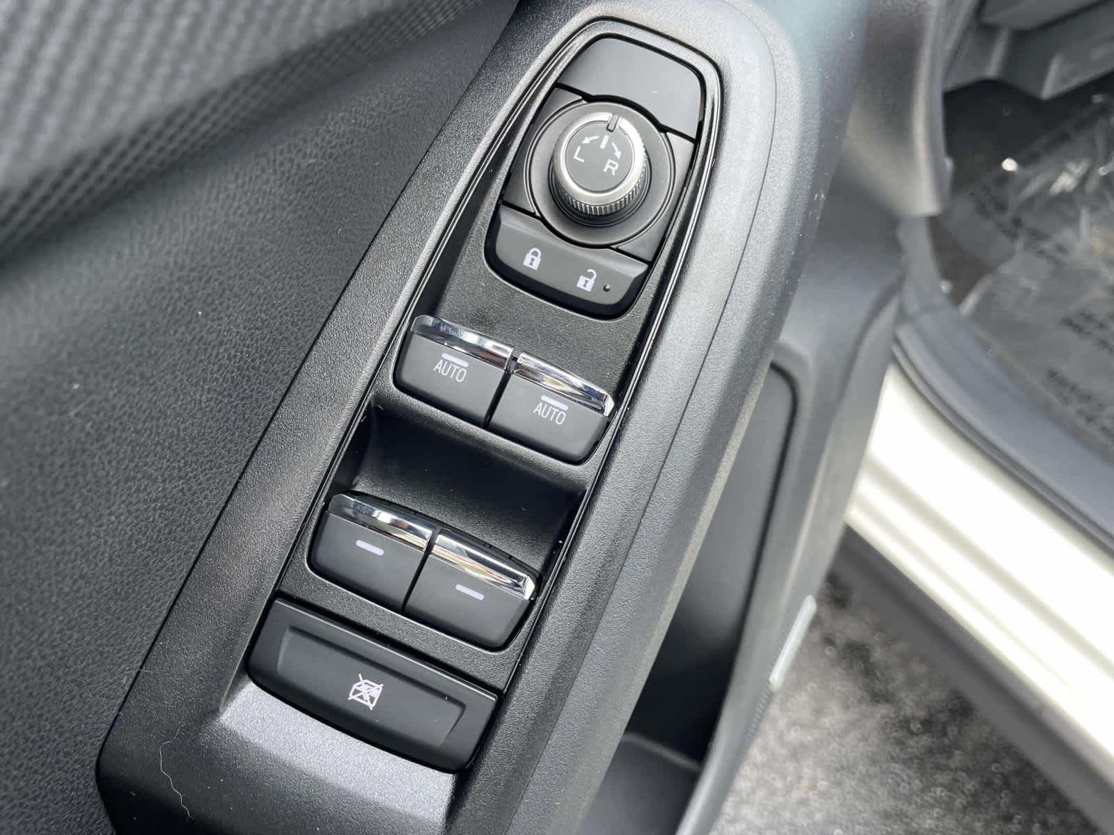 Thumbnail: 2025 Subaru Crosstrek - 10