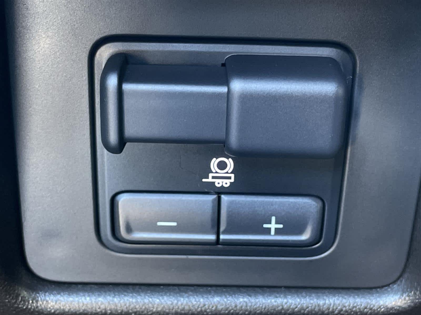 Thumbnail: 2024 GMC Canyon - 33