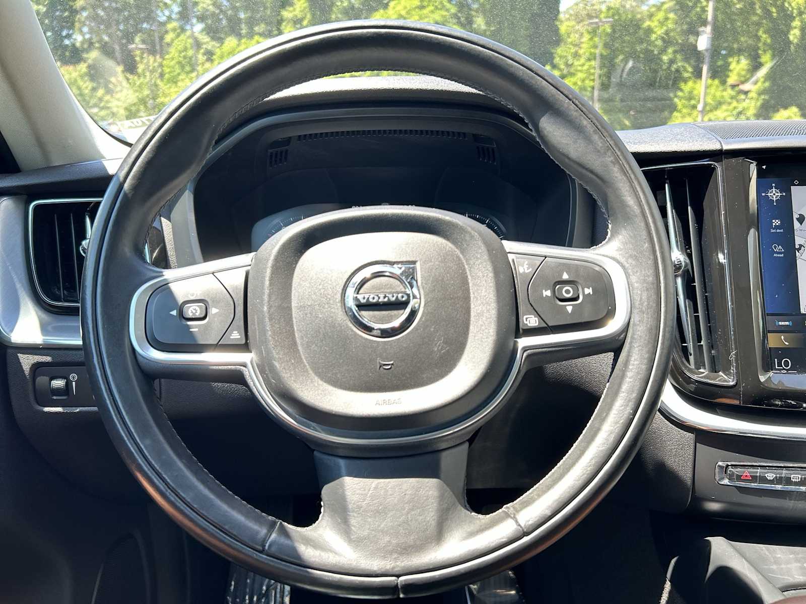 Thumbnail: 2019 Volvo XC60 - 15