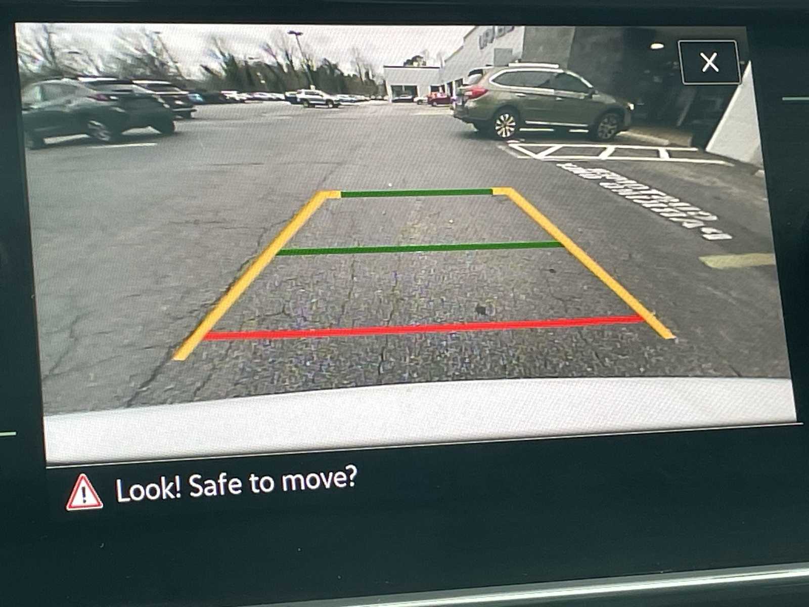 Thumbnail: 2022 Volkswagen Taos - 18