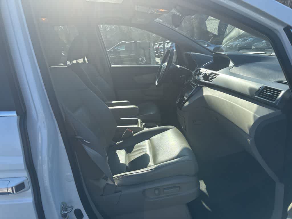 Thumbnail: 2014 Honda Odyssey - 31