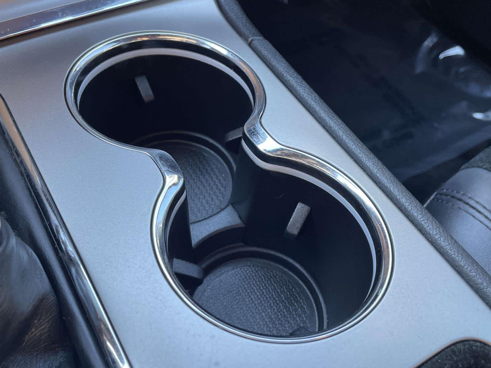 Thumbnail: 2018 Jeep Grand Cherokee - 20