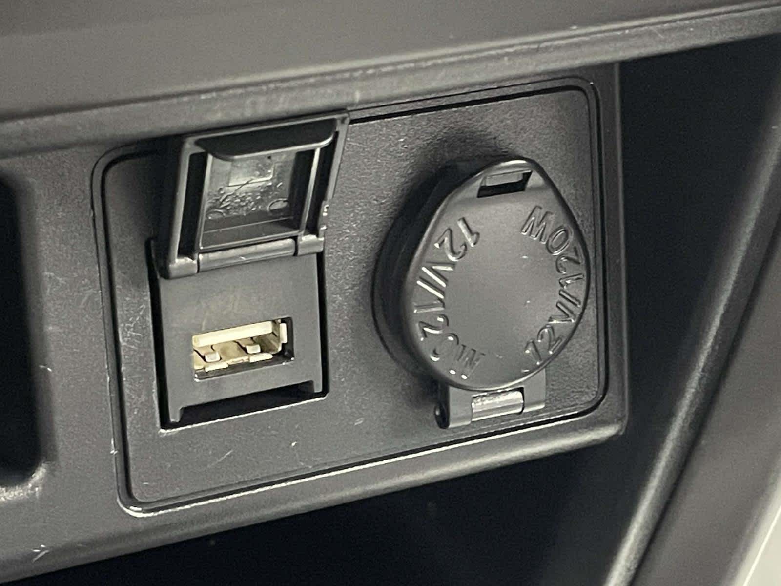 Thumbnail: 2020 Toyota 4Runner - 22