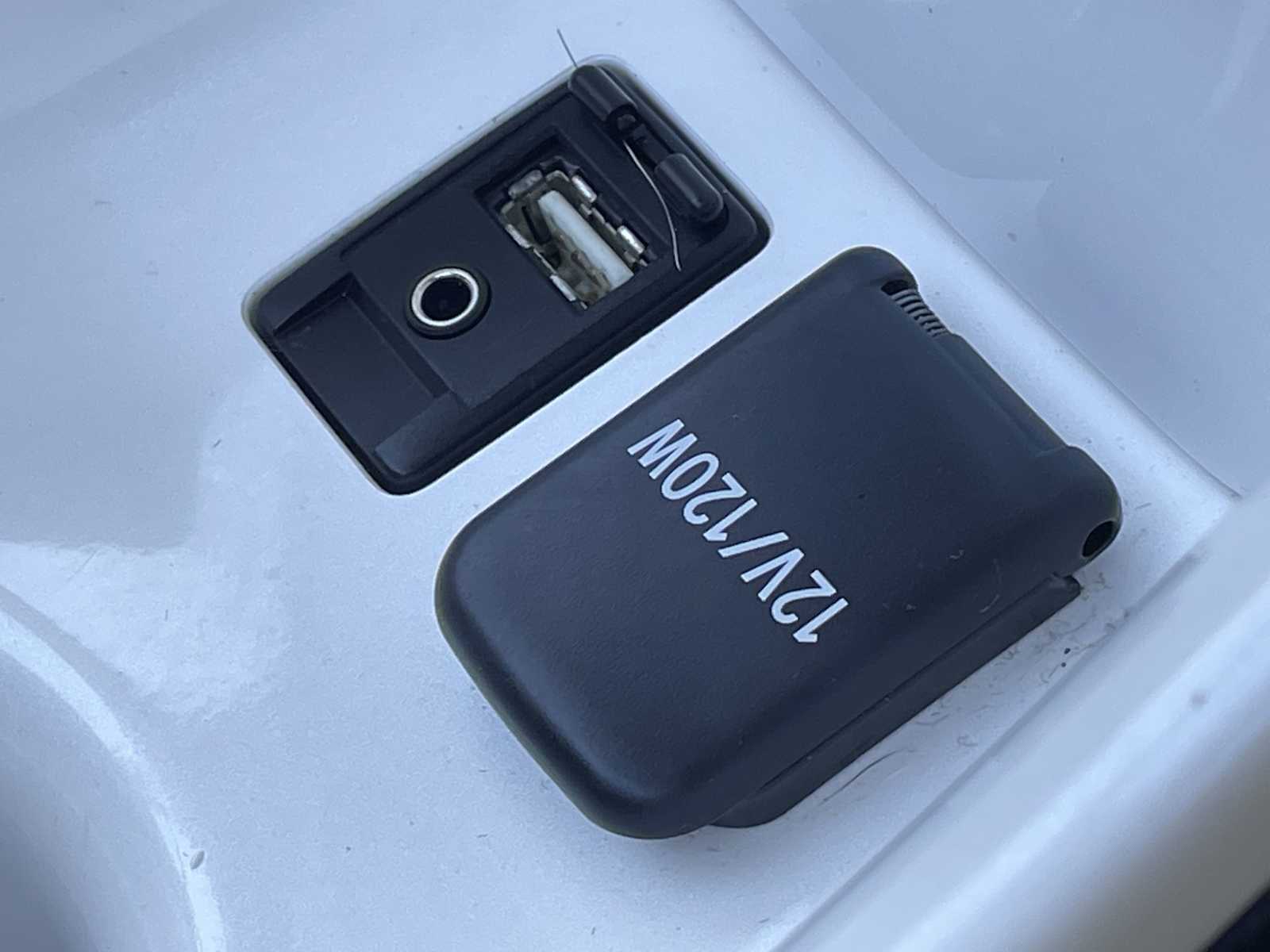 Thumbnail: 2016 Toyota Prius - 23