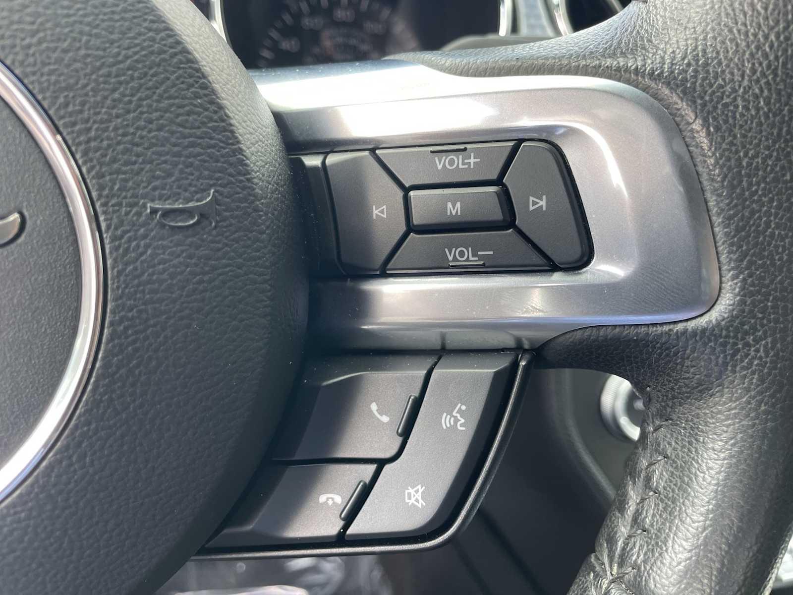 Thumbnail: 2015 Ford Mustang - 15