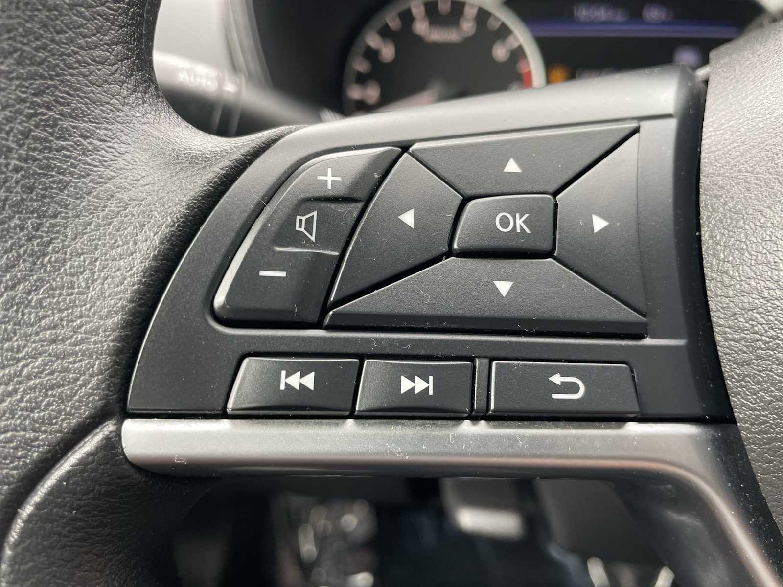 Thumbnail: 2020 Nissan Altima - 14