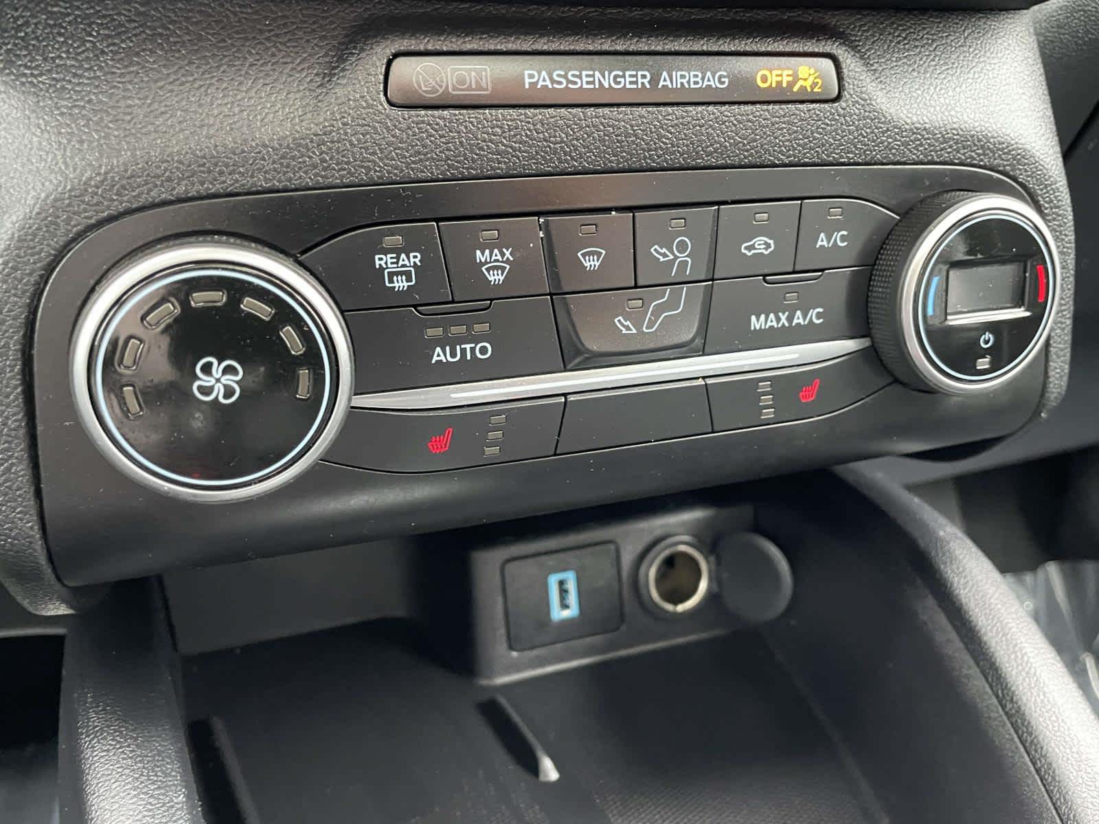 Thumbnail: 2020 Ford Escape - 20