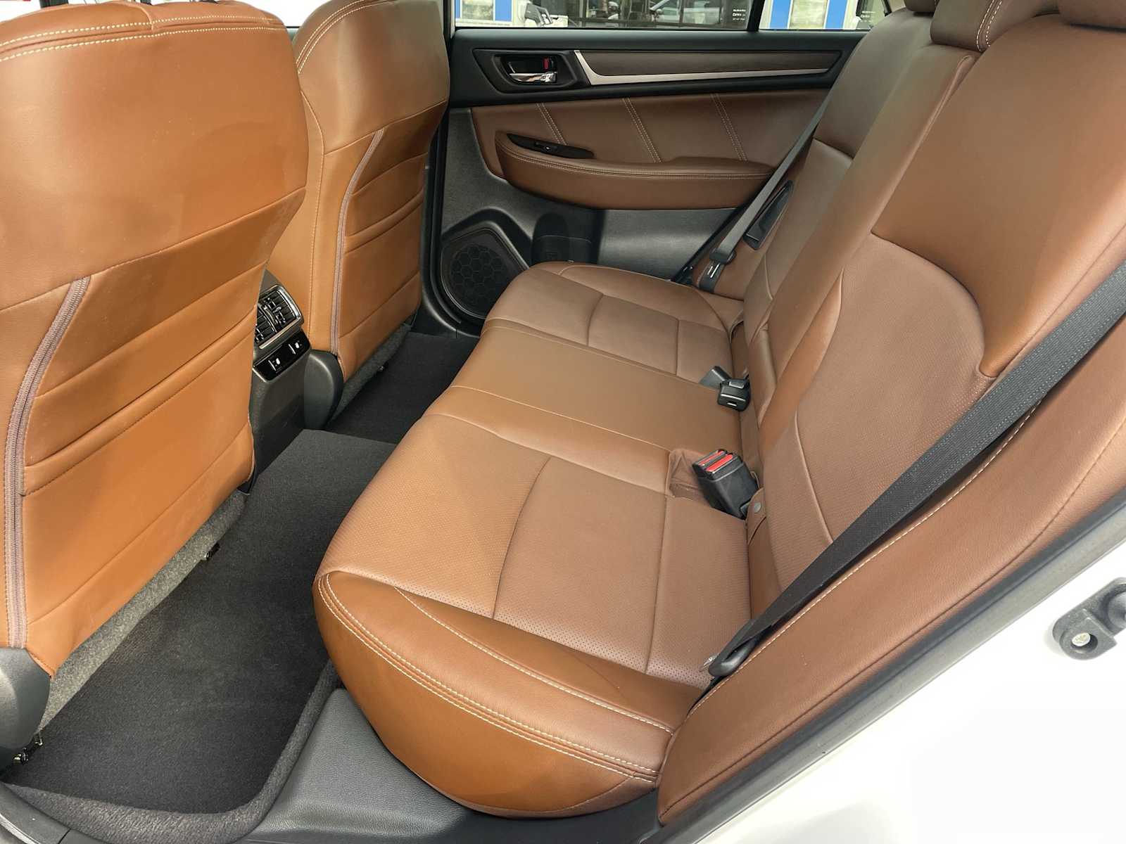 Thumbnail: 2017 Subaru Outback - 9