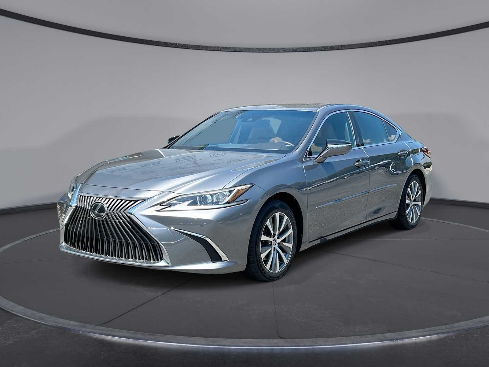 Thumbnail: 2020 Lexus ES - 1
