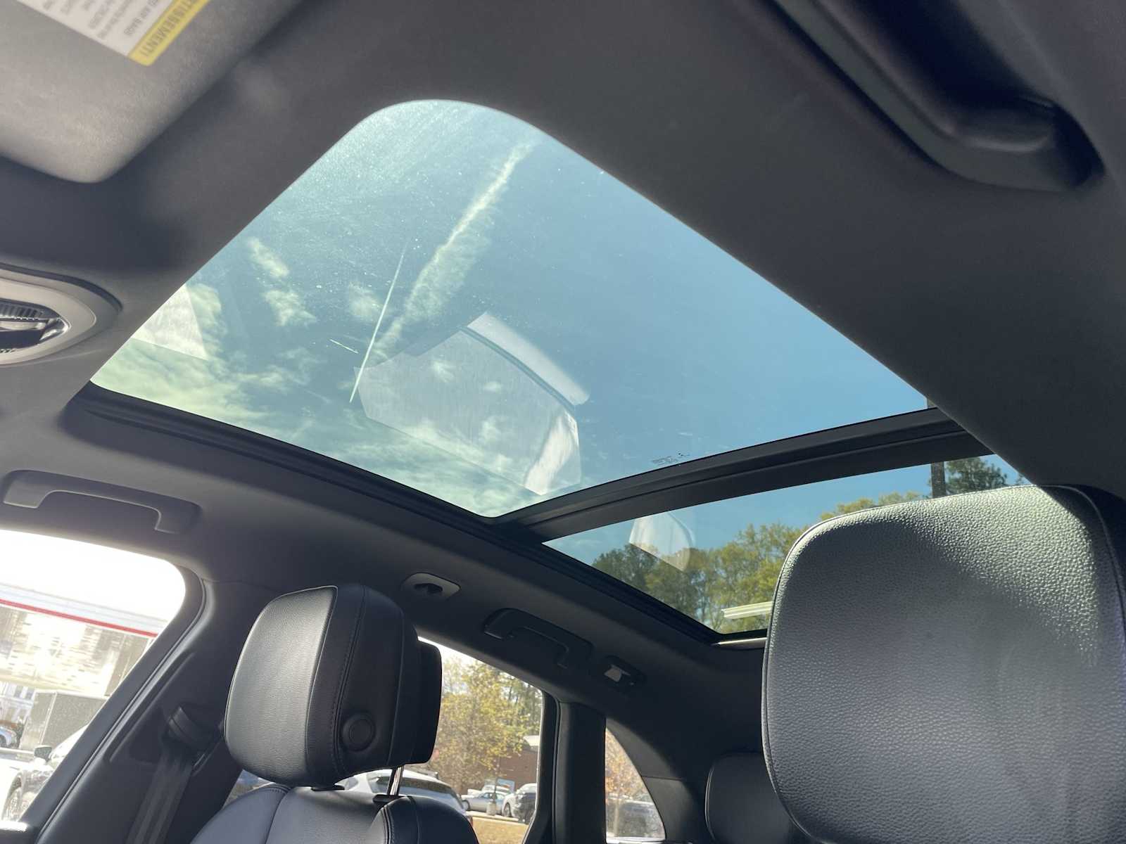 Thumbnail: 2018 Porsche Macan - 11