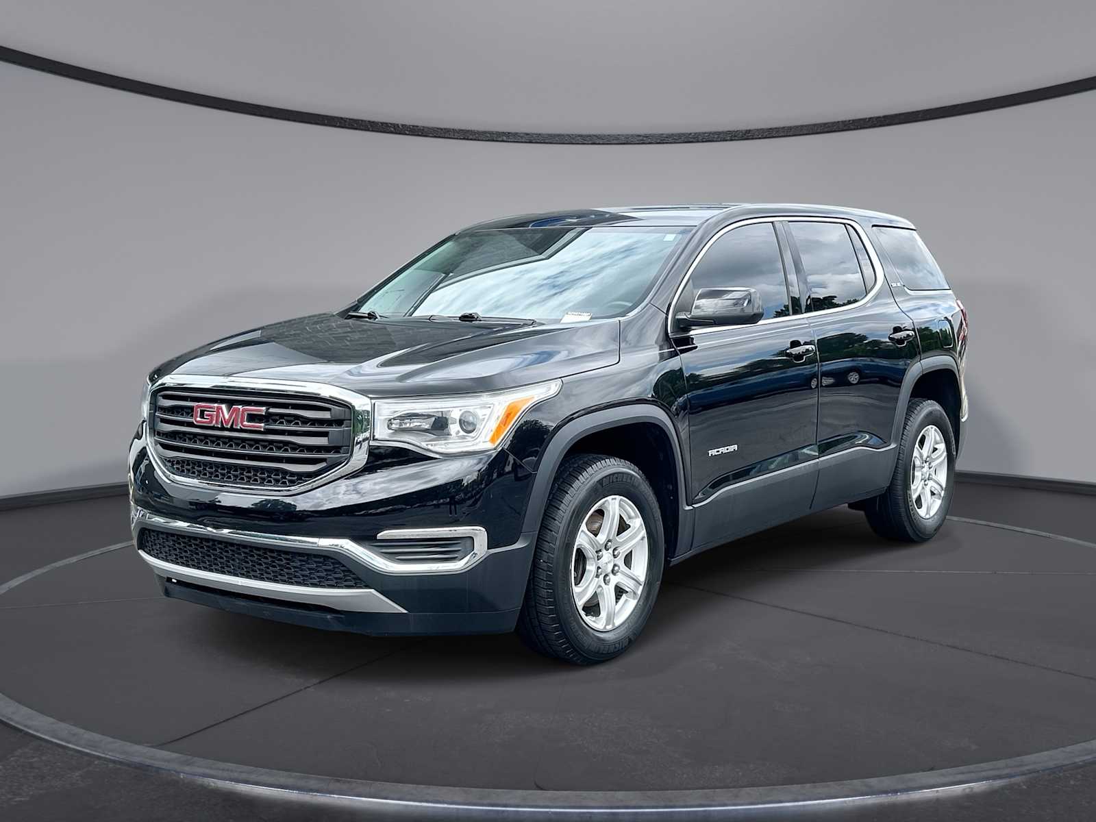 Thumbnail: 2019 GMC Acadia - 1
