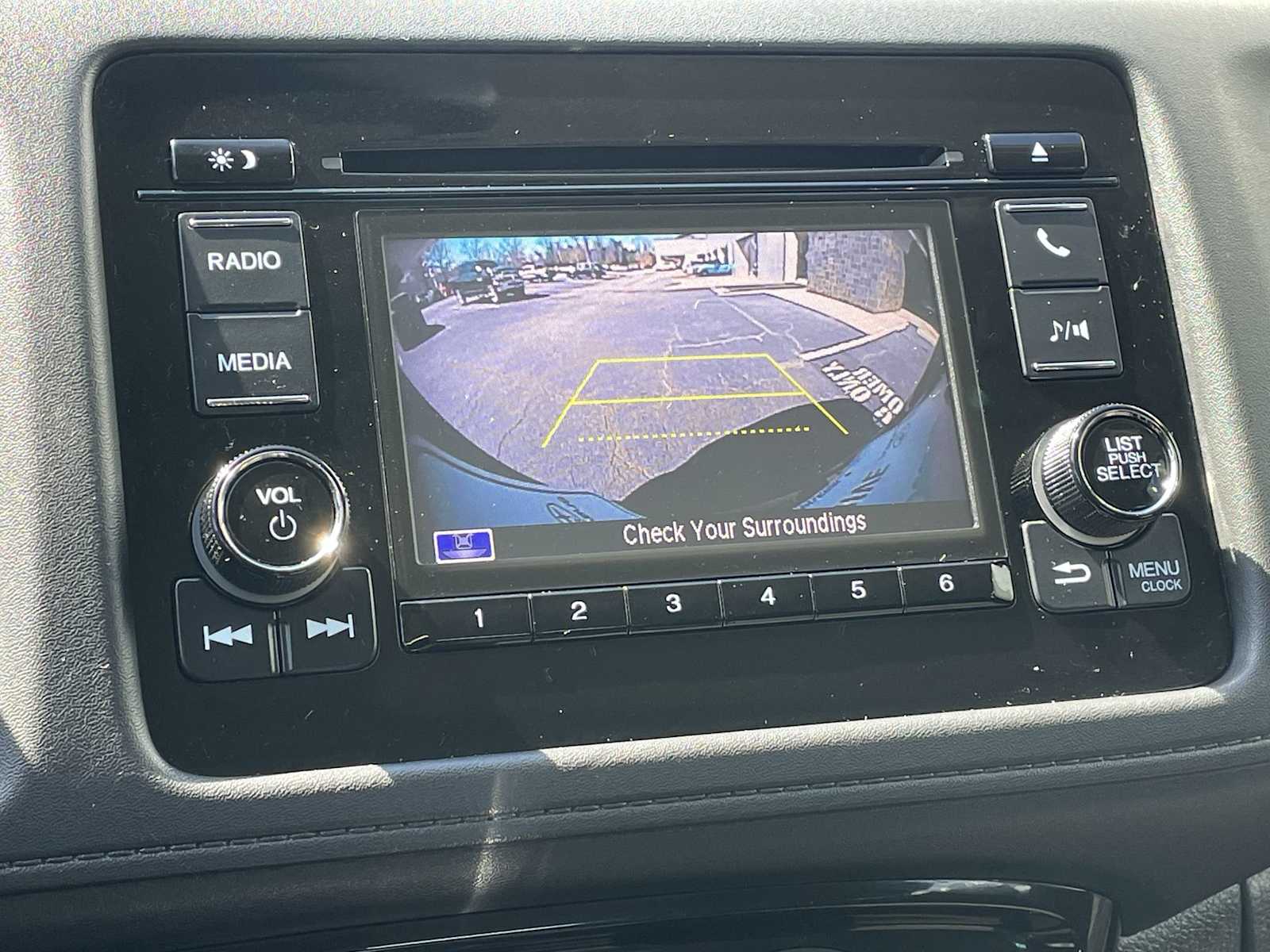 Thumbnail: 2020 Honda HR-V - 17