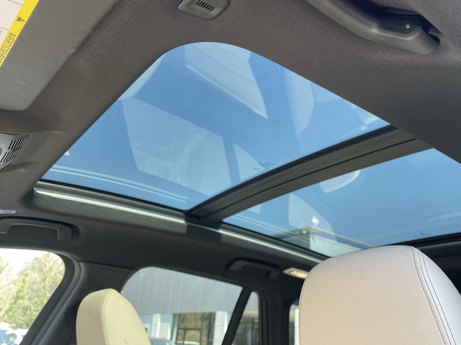 Thumbnail: 2017 BMW X1 - 11