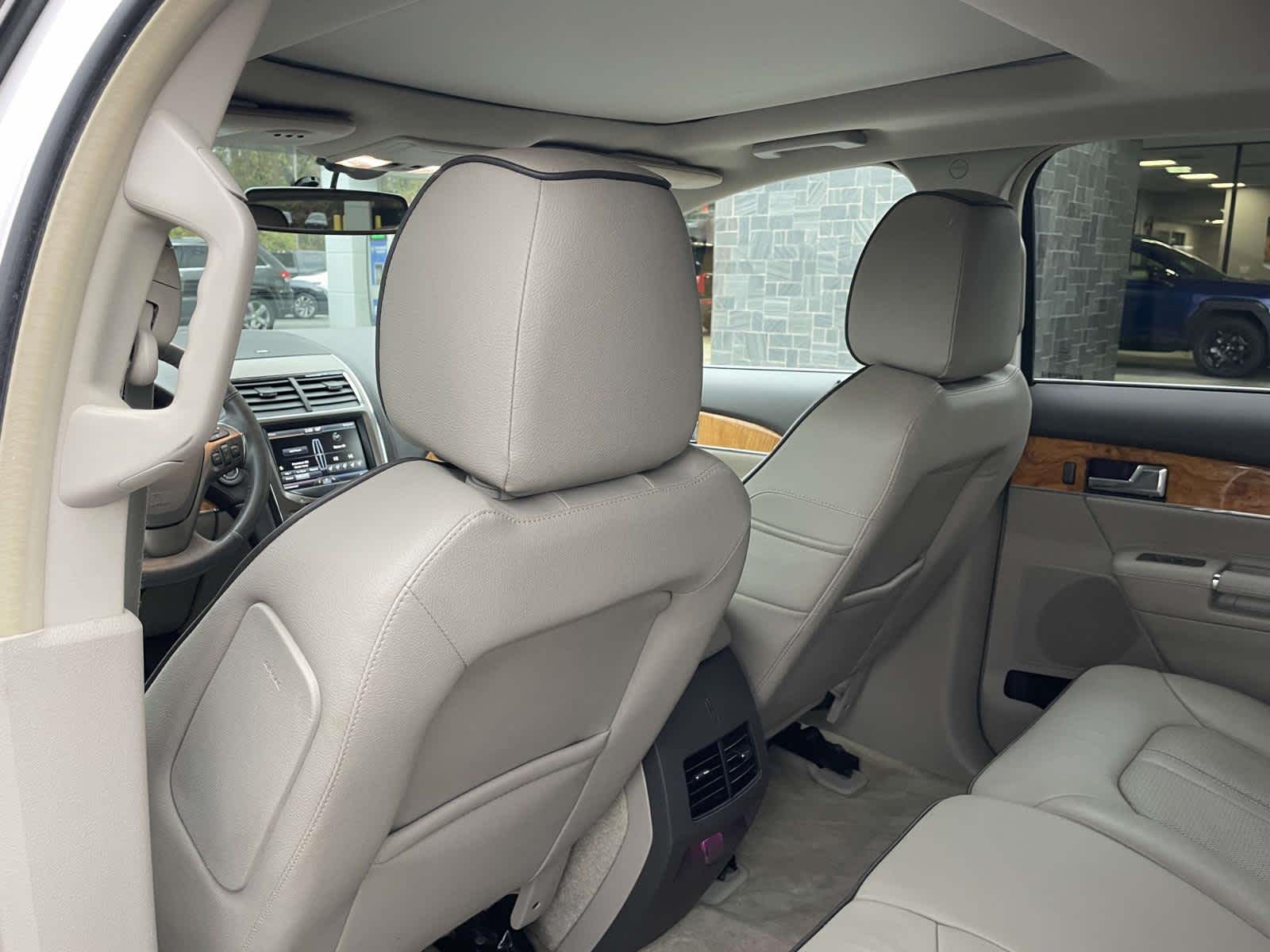 Thumbnail: 2015 Lincoln MKX - 13