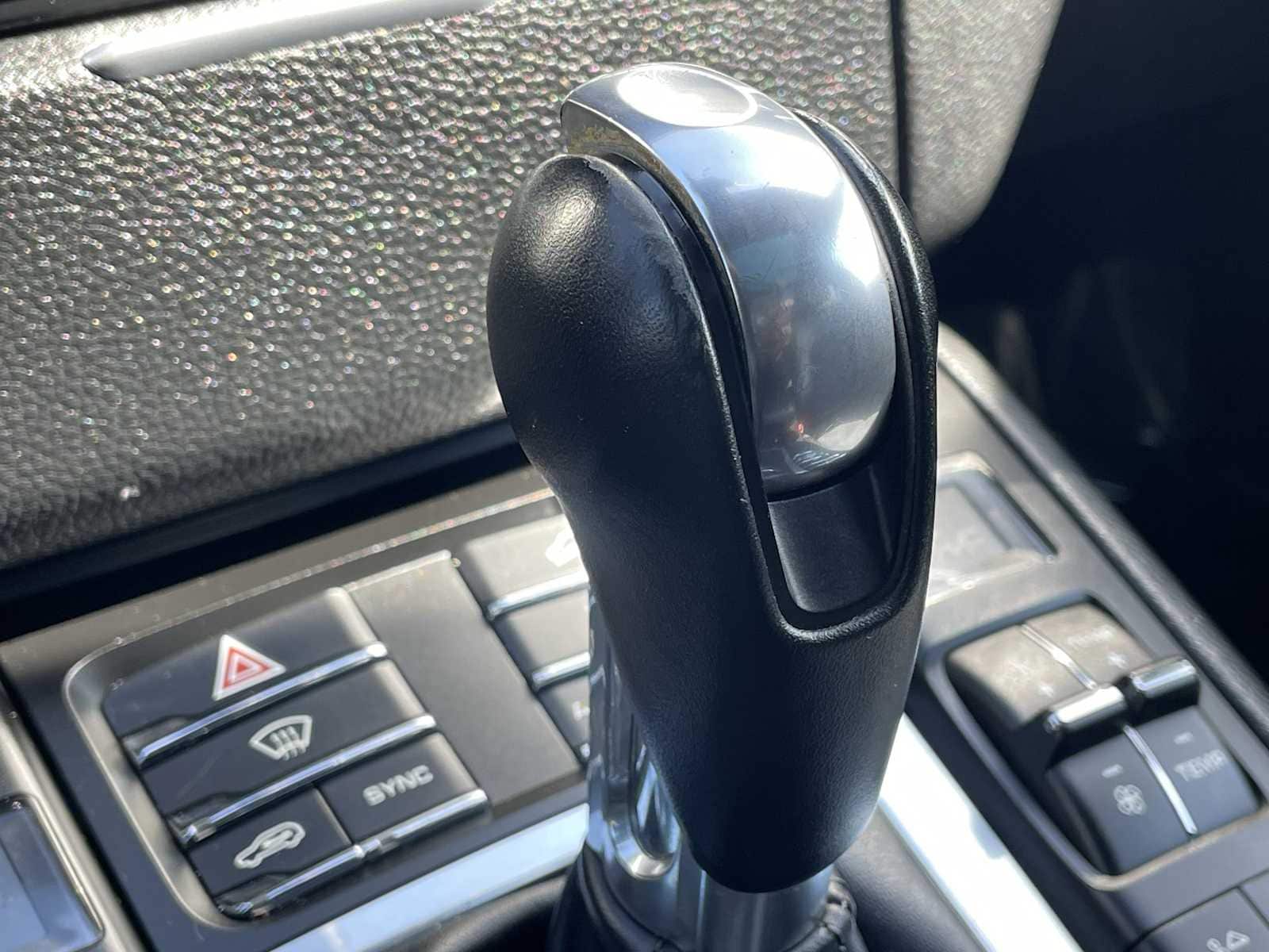 Thumbnail: 2018 Porsche Macan - 21