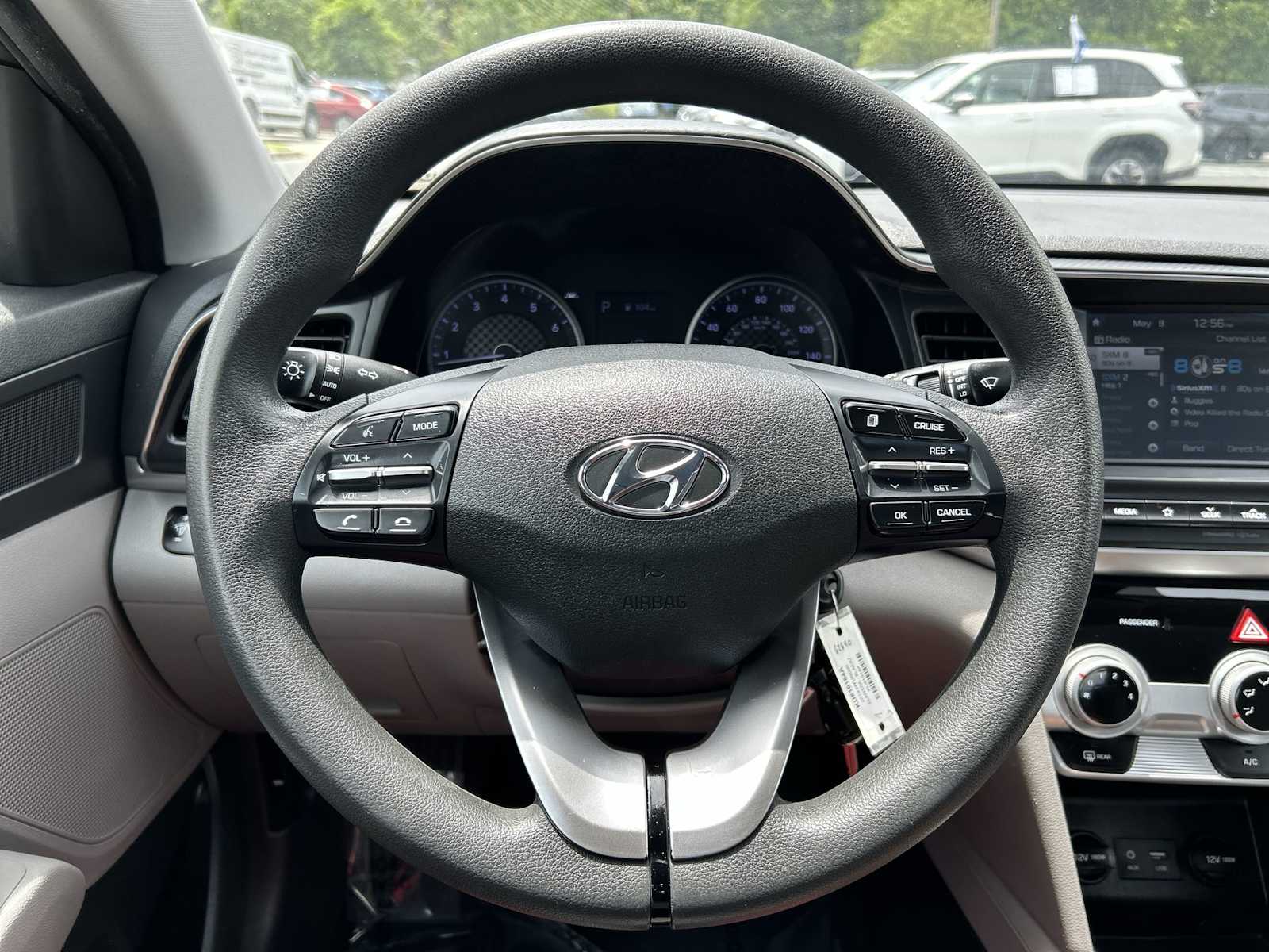 Thumbnail: 2019 Hyundai Elantra - 13