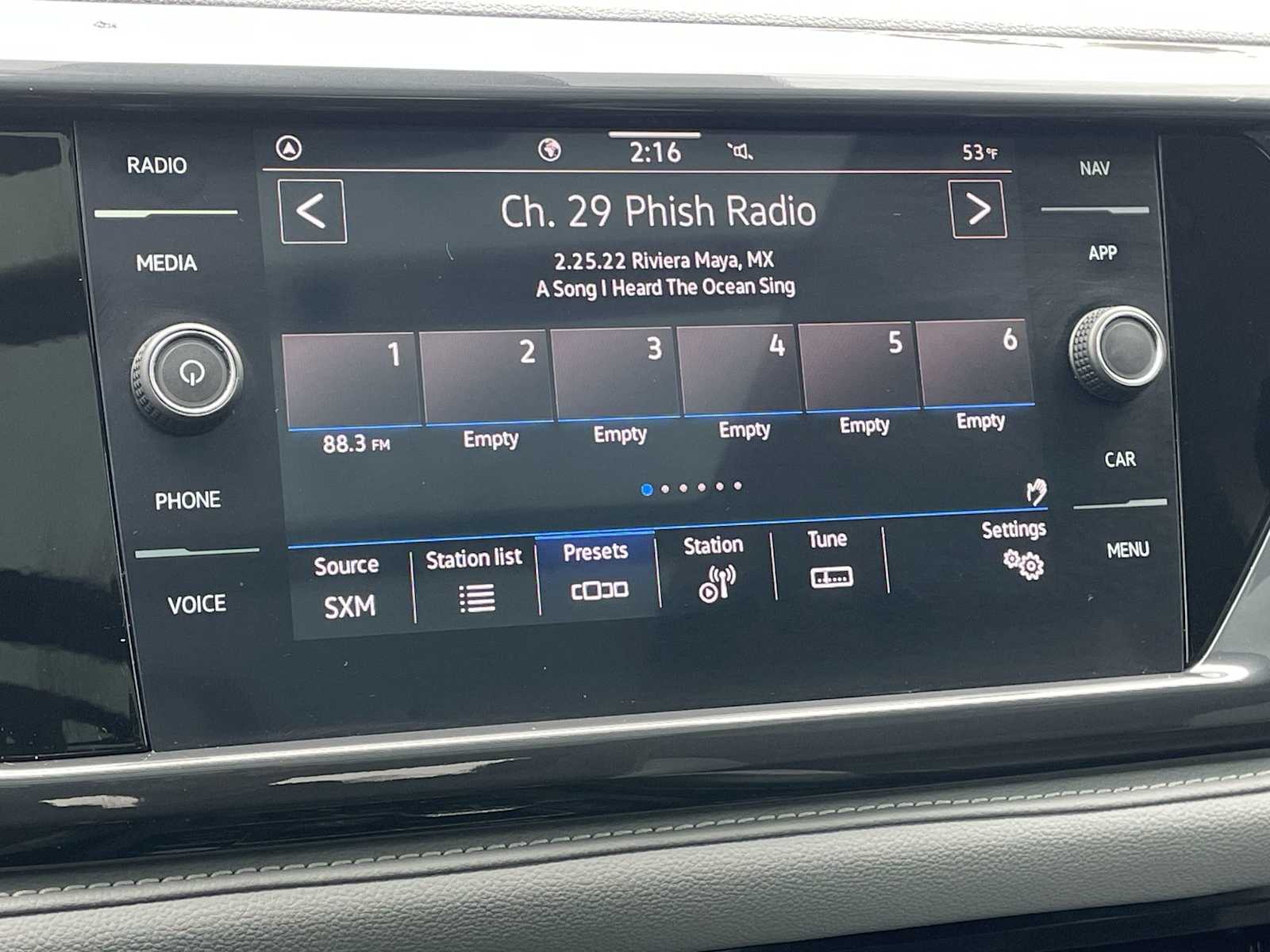 Thumbnail: 2022 Volkswagen Taos - 20