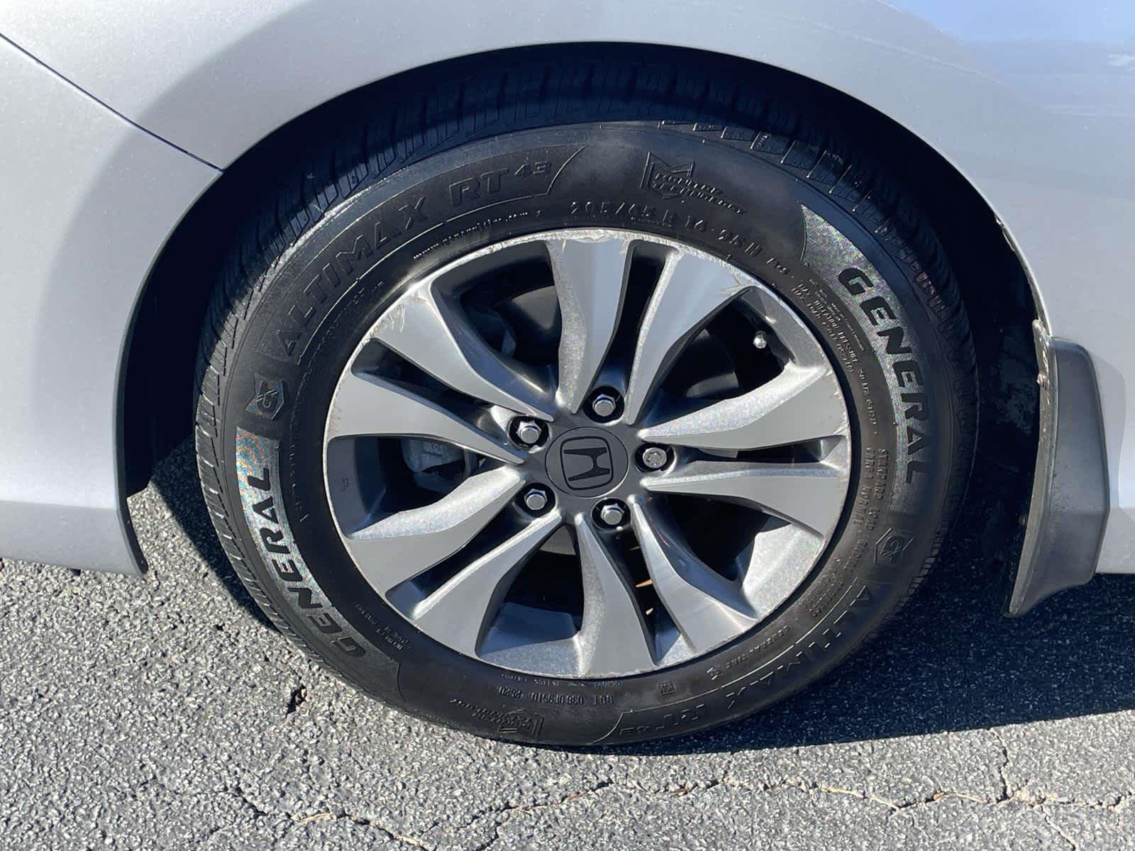 Thumbnail: 2013 Honda Accord - 9