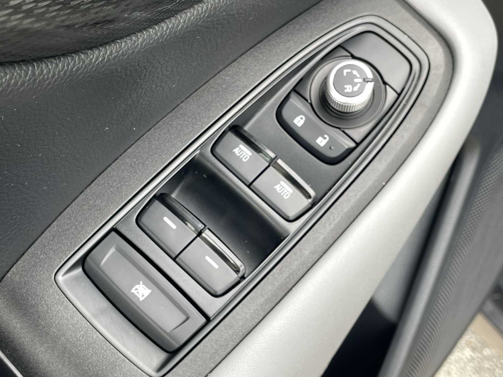 Thumbnail: 2022 Subaru Outback - 11