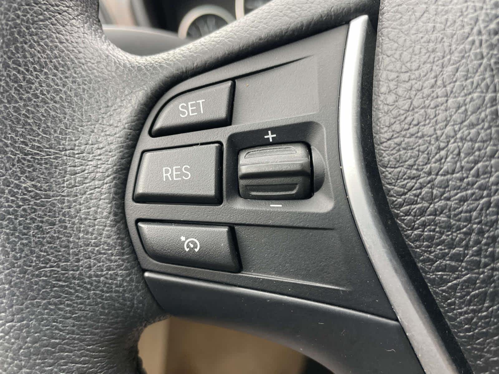 Thumbnail: 2014 BMW 3 Series - 17