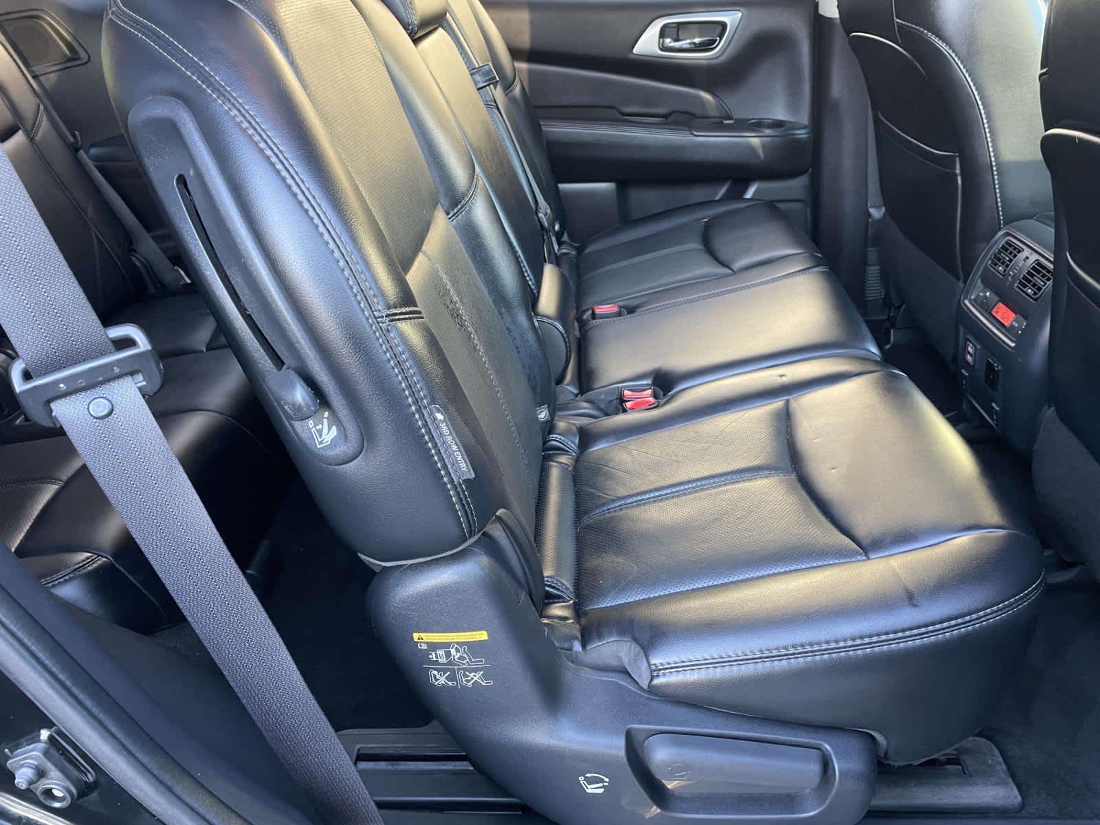 Thumbnail: 2018 Nissan Pathfinder - 11