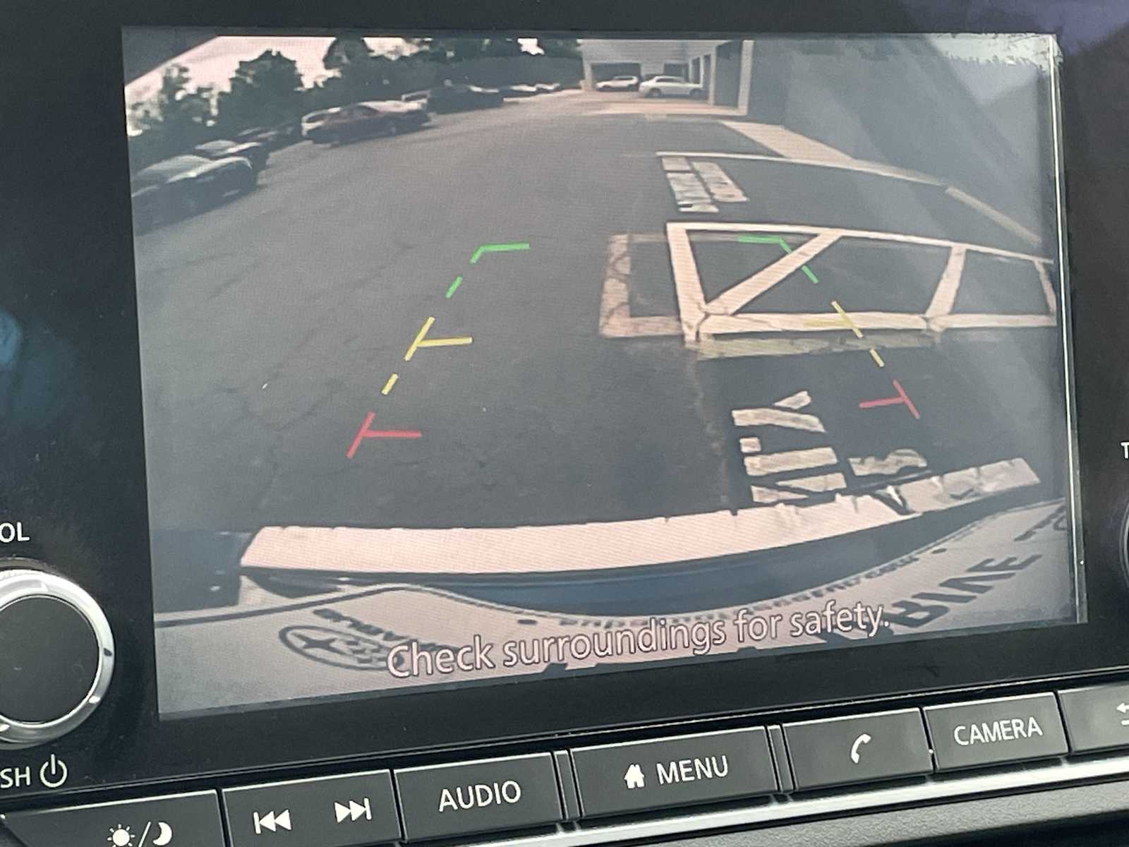 Thumbnail: 2020 Nissan Altima - 17