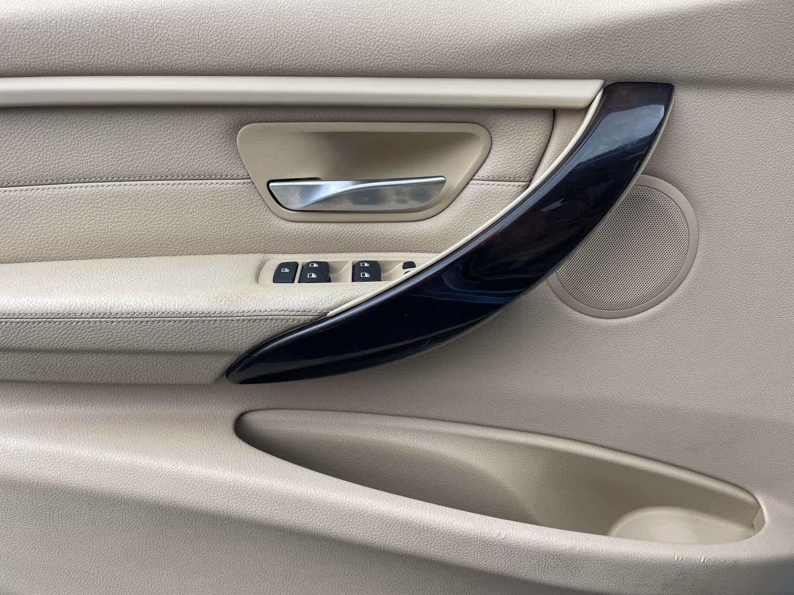 Thumbnail: 2014 BMW 3 Series - 12