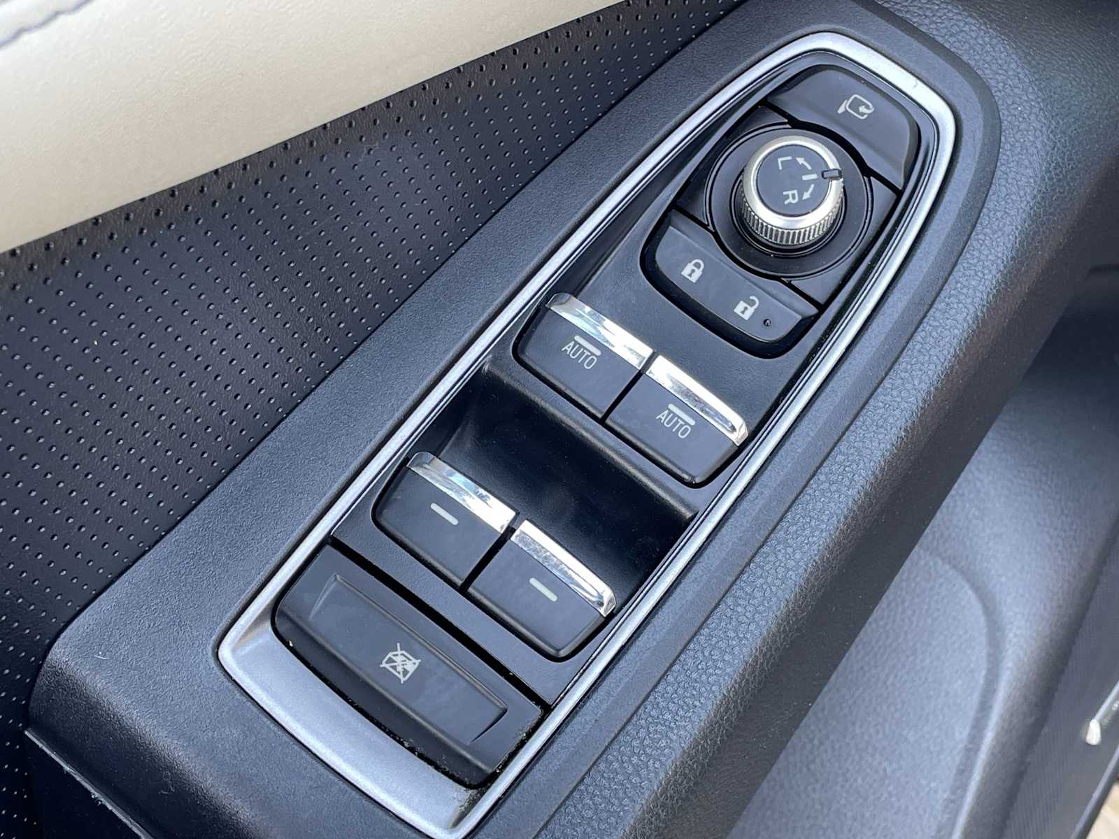 Thumbnail: 2020 Subaru Ascent - 13