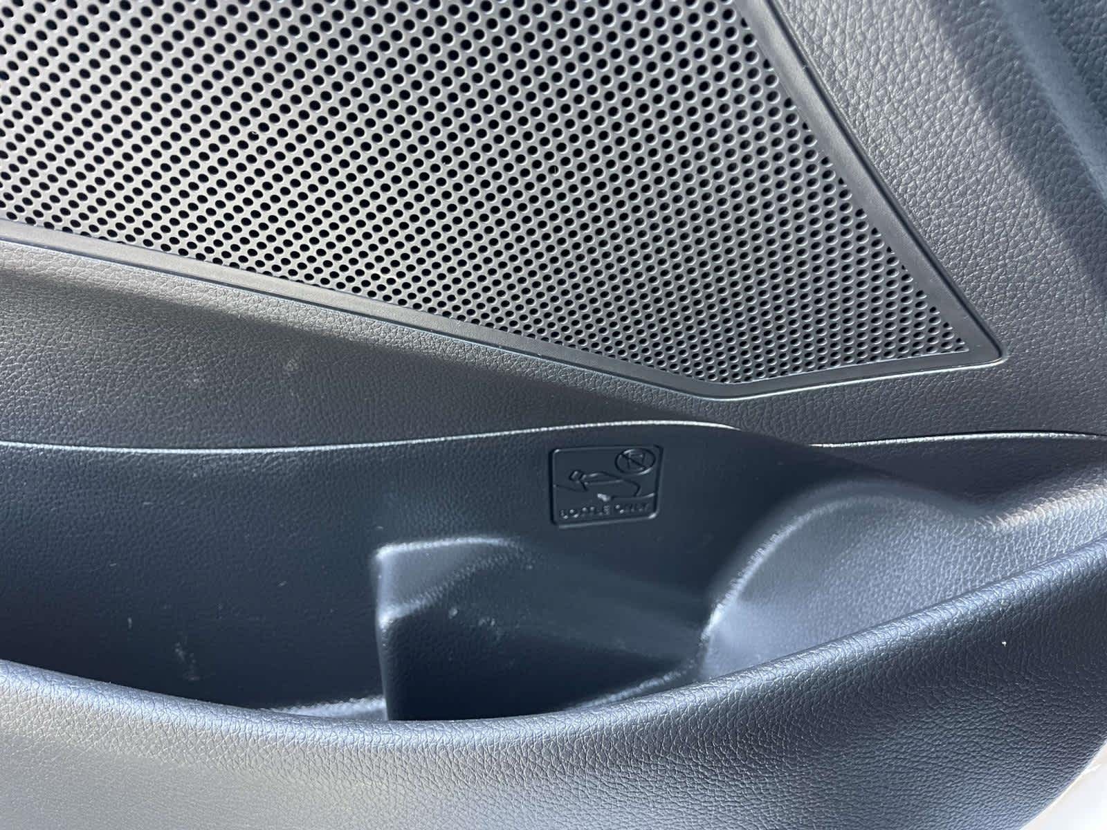 Thumbnail: 2013 Hyundai Elantra - 13