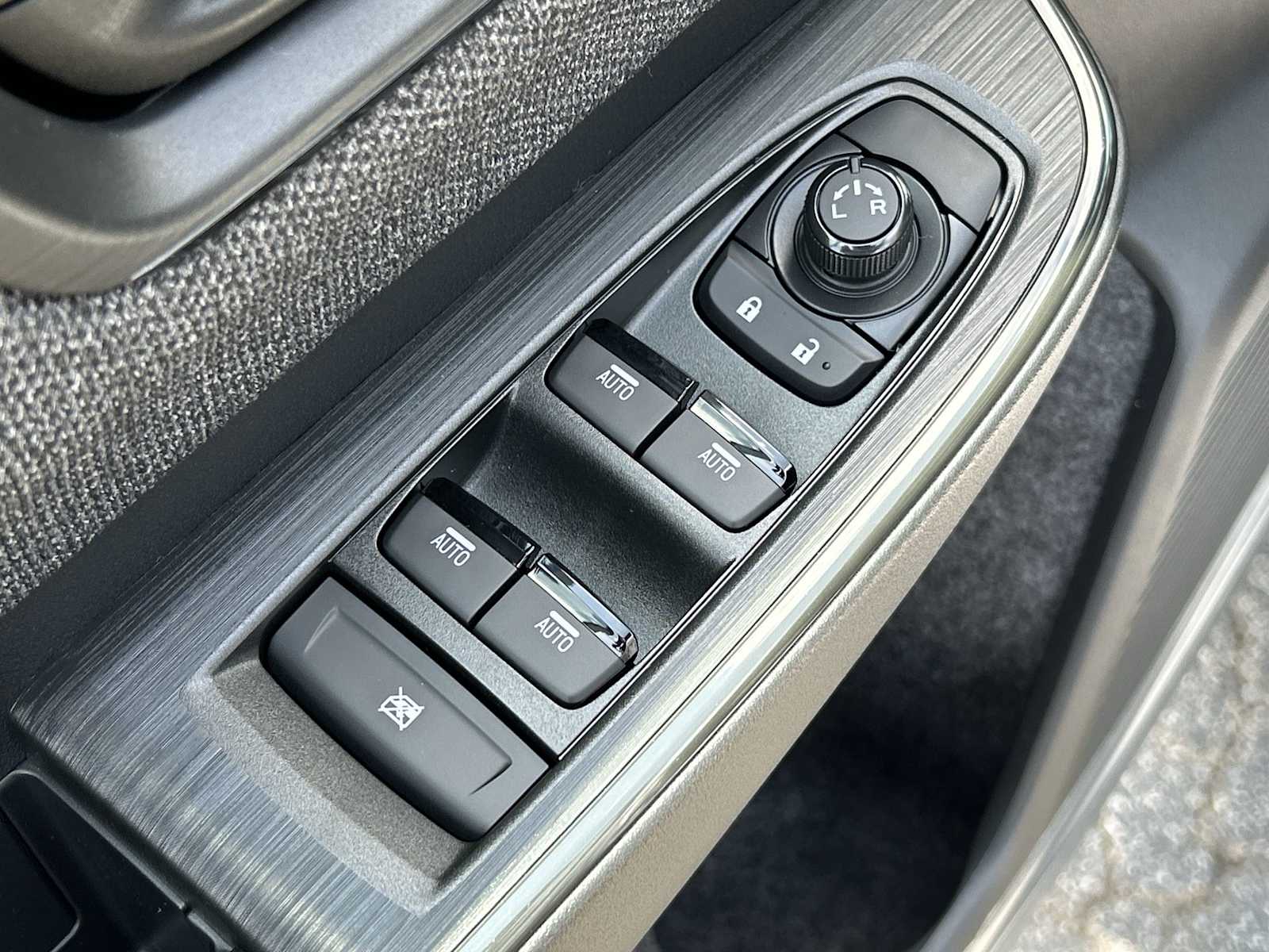Thumbnail: 2026 Subaru Outback - 12