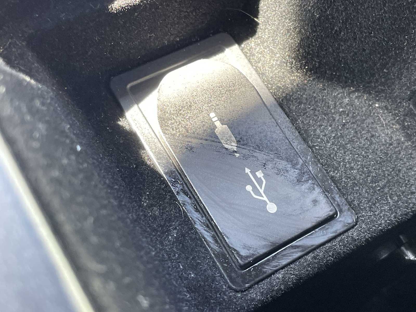 Thumbnail: 2016 Lexus IS - 24