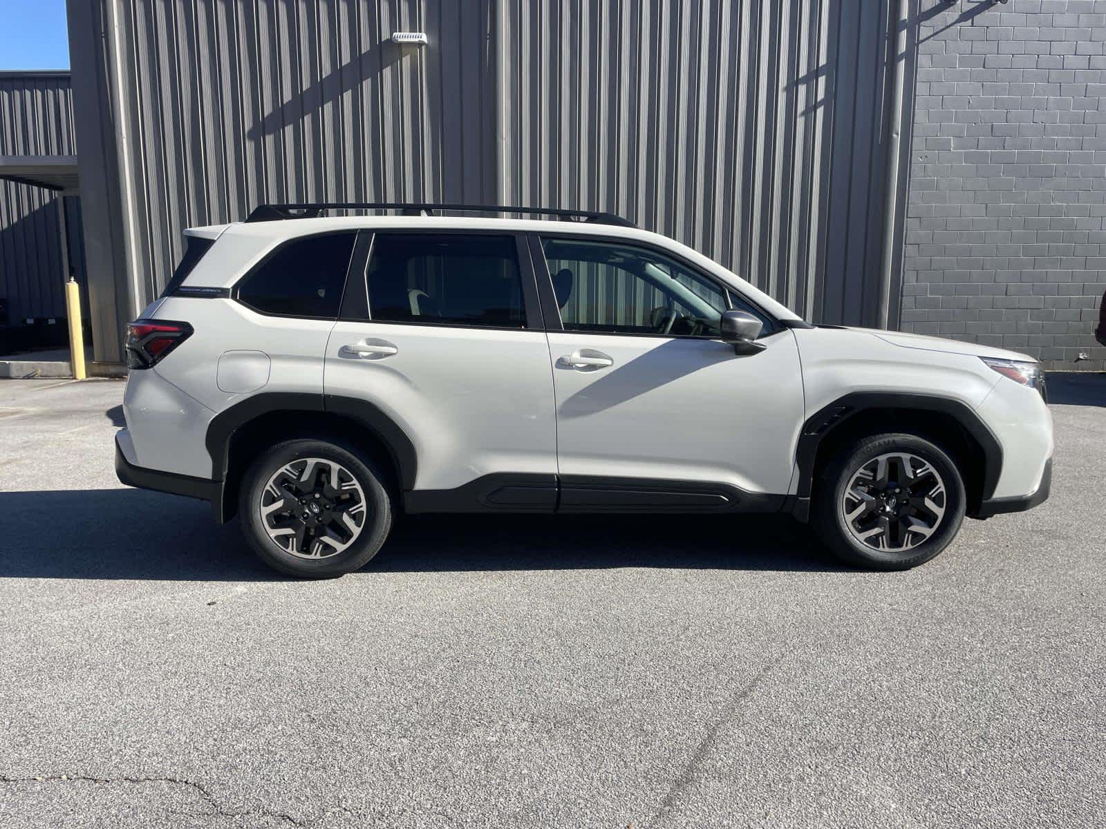 Thumbnail: 2025 Subaru Forester - 6