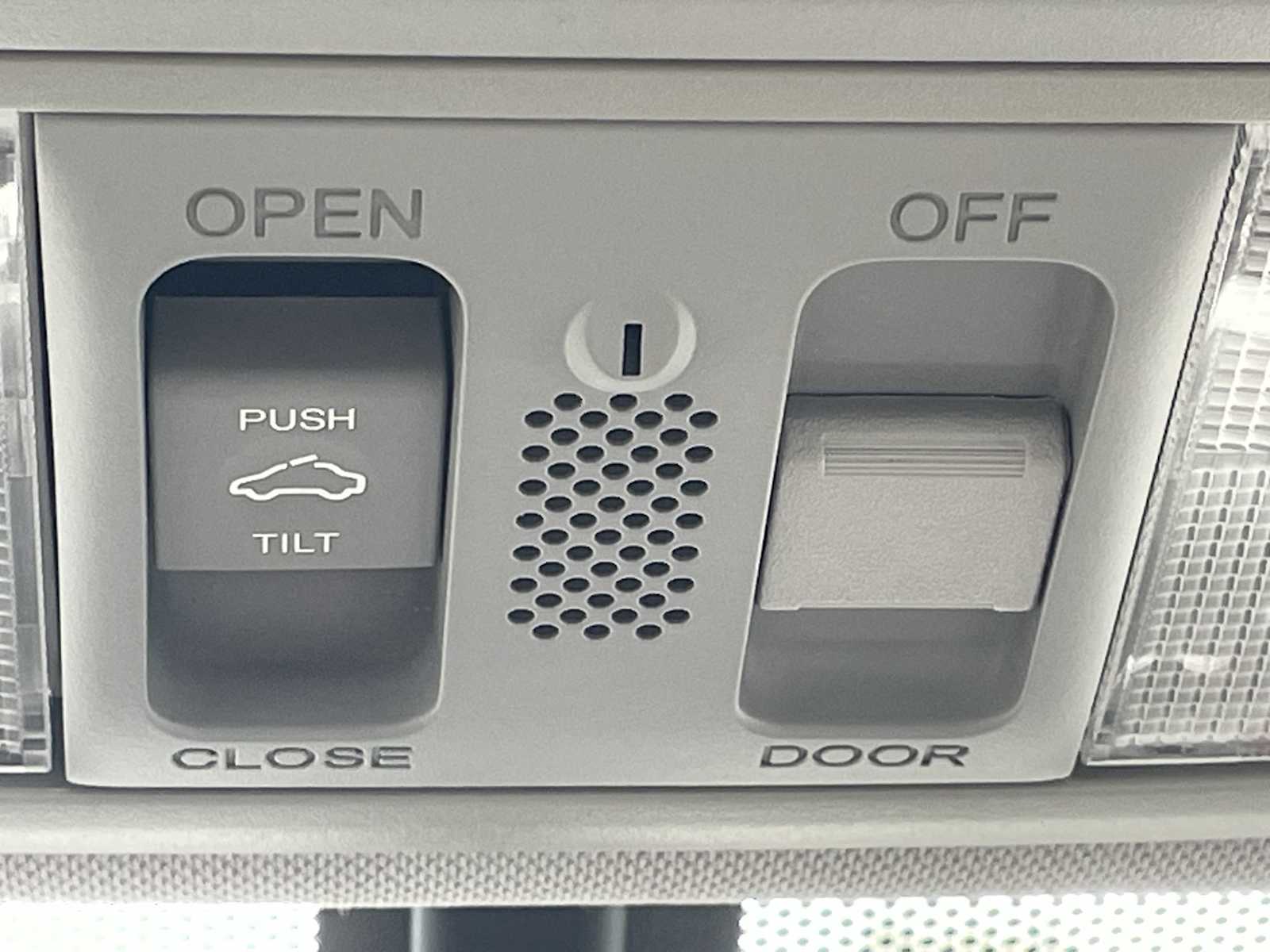 Thumbnail: 2017 Honda Accord - 27