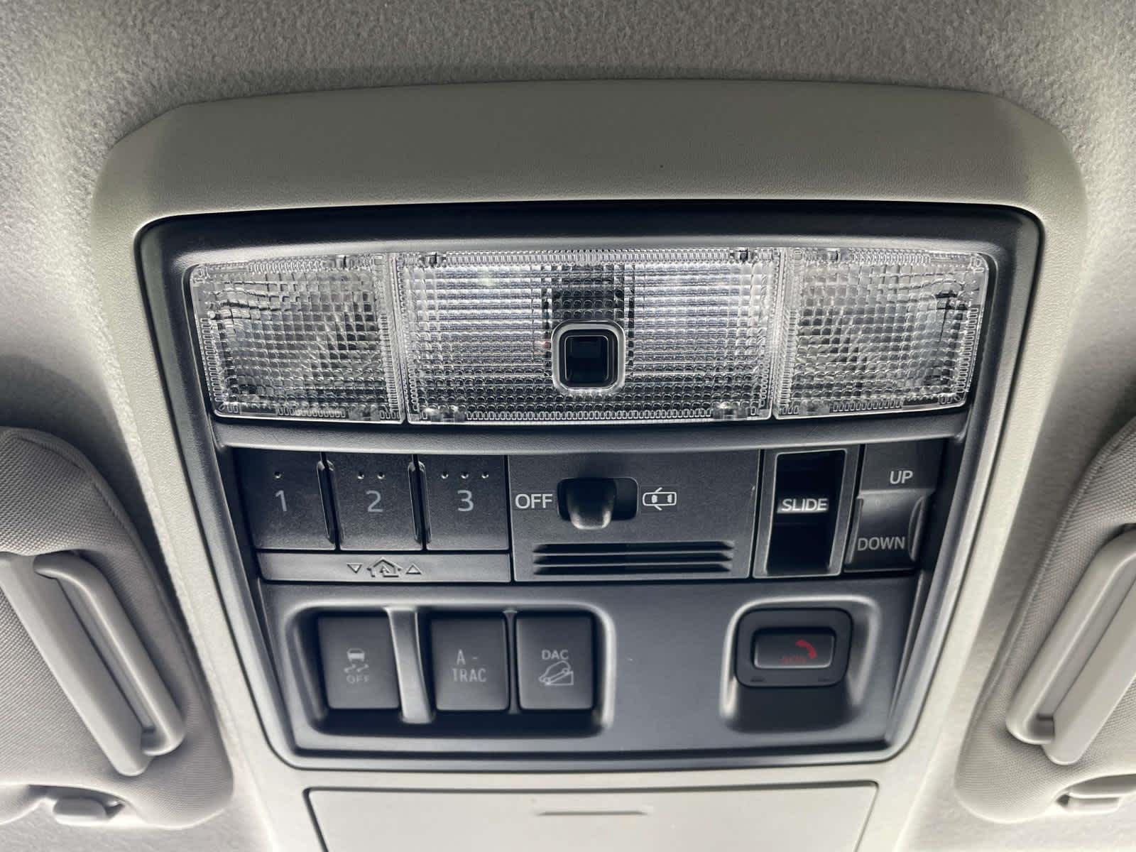 Thumbnail: 2023 Toyota 4Runner - 13