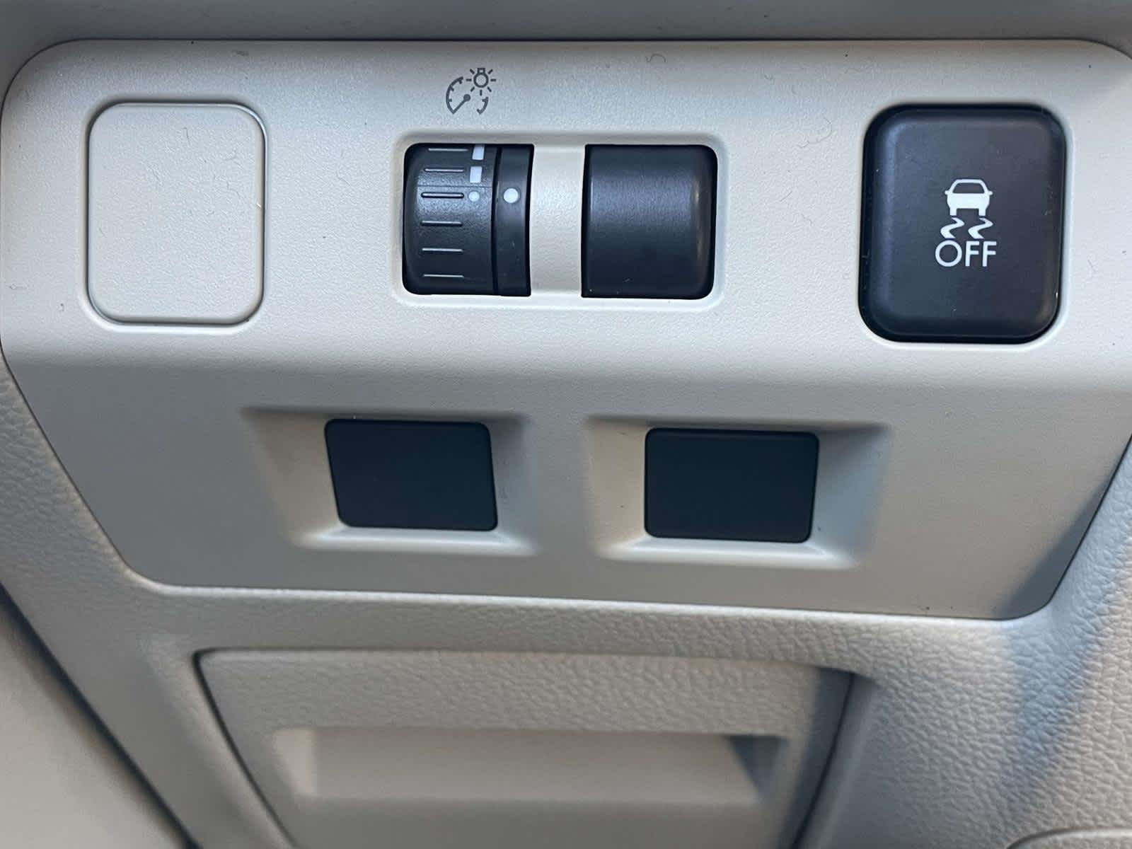 Thumbnail: 2013 Subaru Impreza - 15