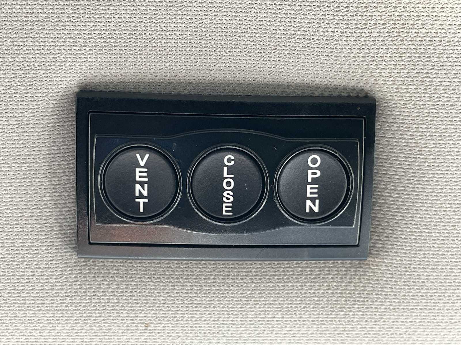 Thumbnail: 2015 Subaru XV Crosstrek - 24