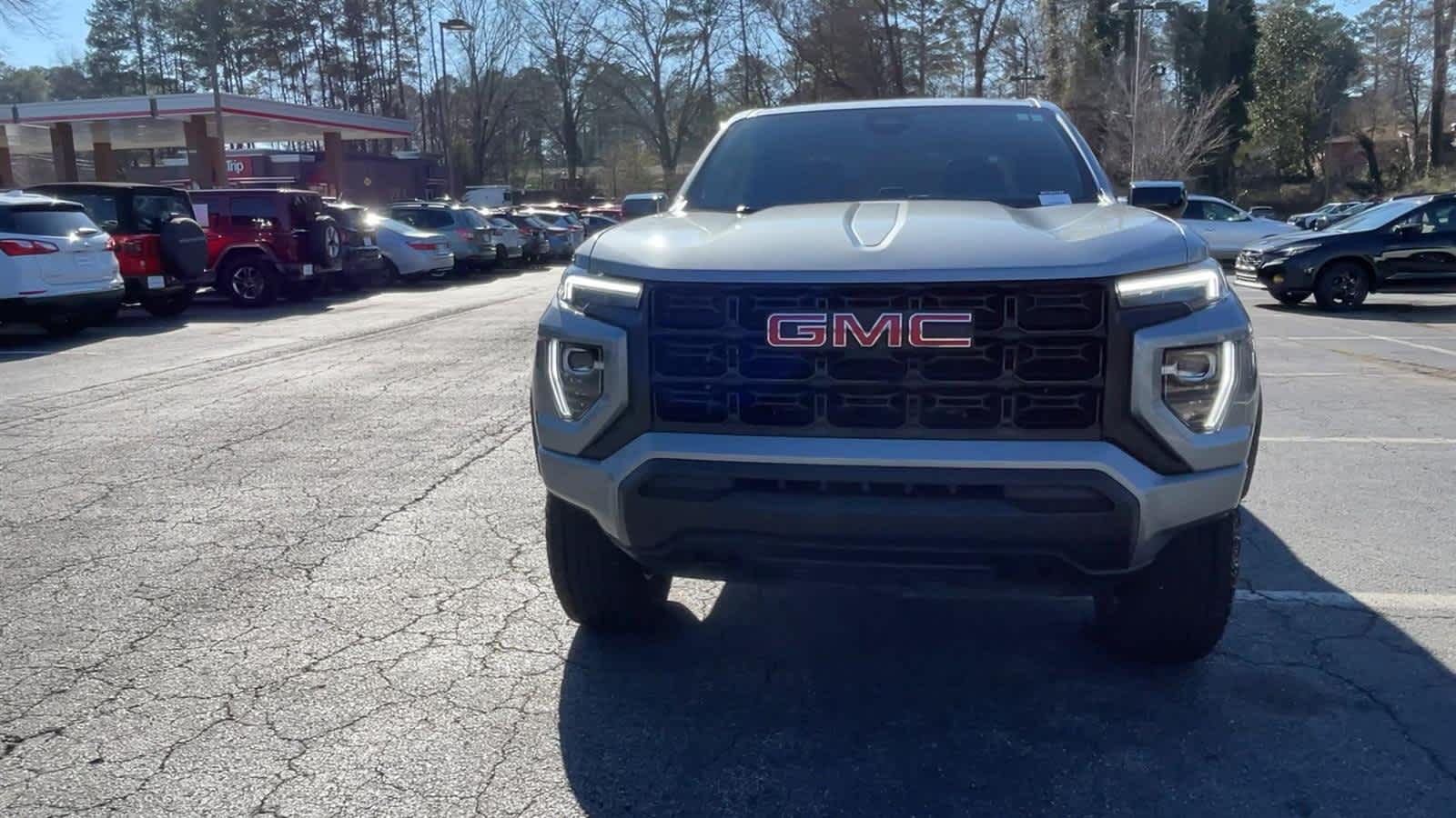 Thumbnail: 2024 GMC Canyon - 3